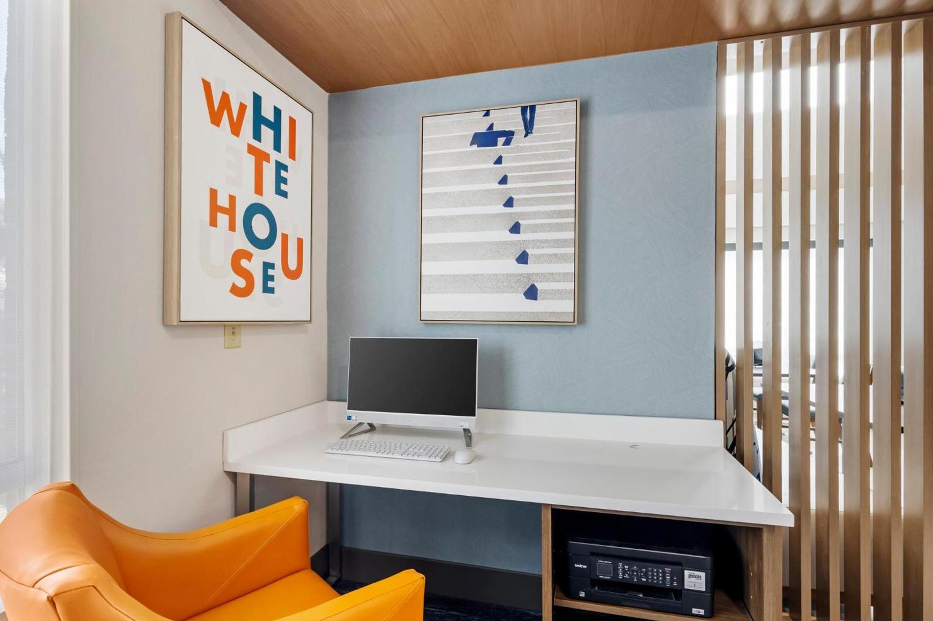Holiday Inn Express White House by IHG photo 52