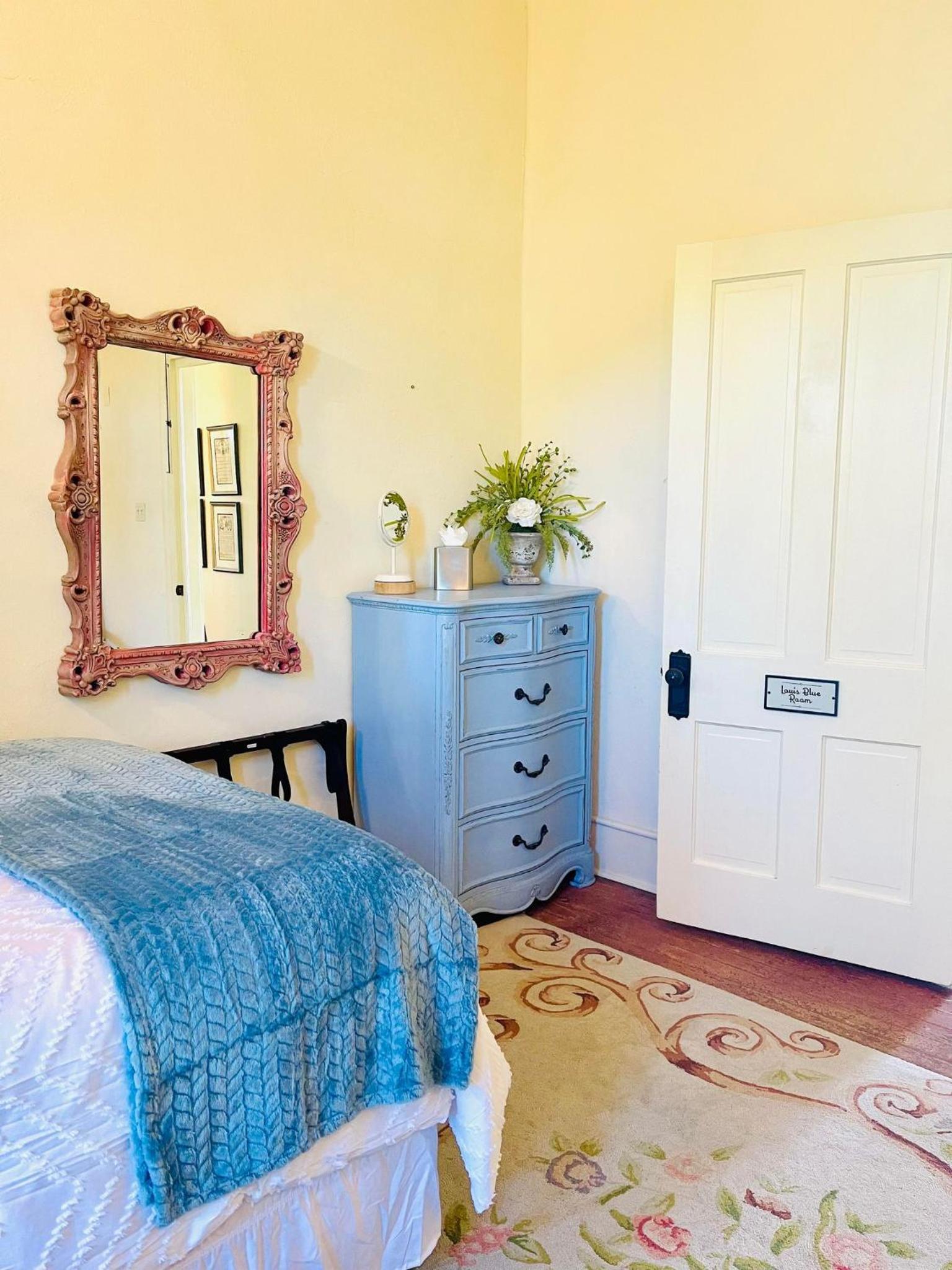 Shopkeeper's Inn photo 6