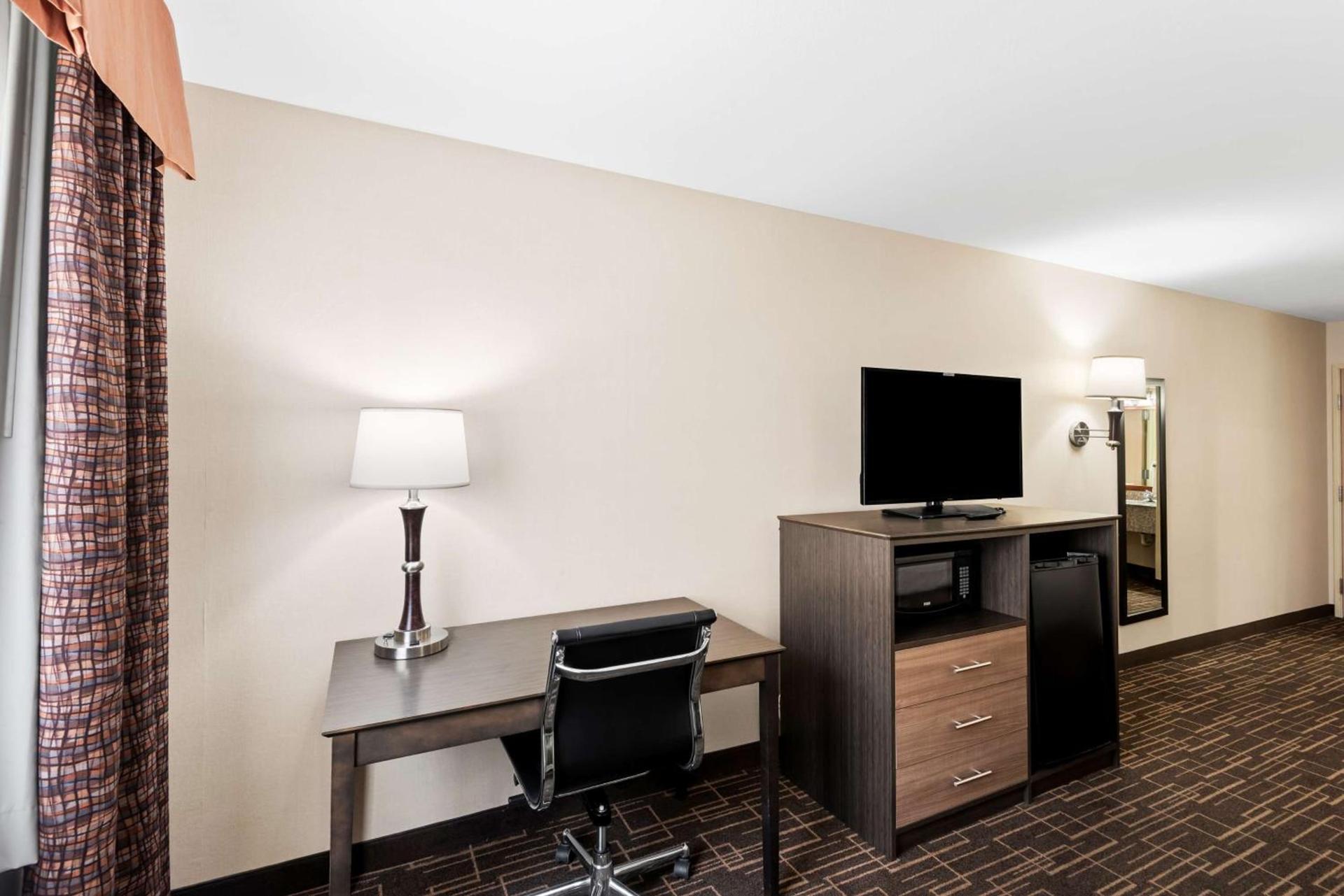 Best Western Airport Inn photo 13