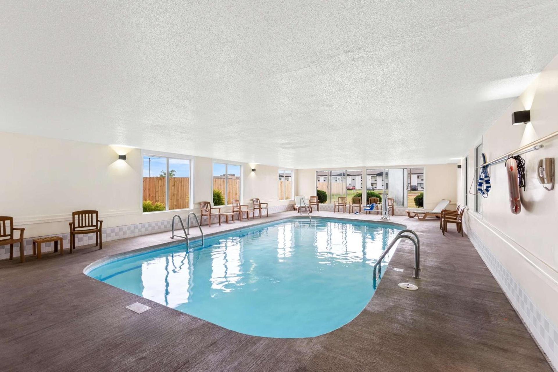 Best Western Airport Inn photo 32