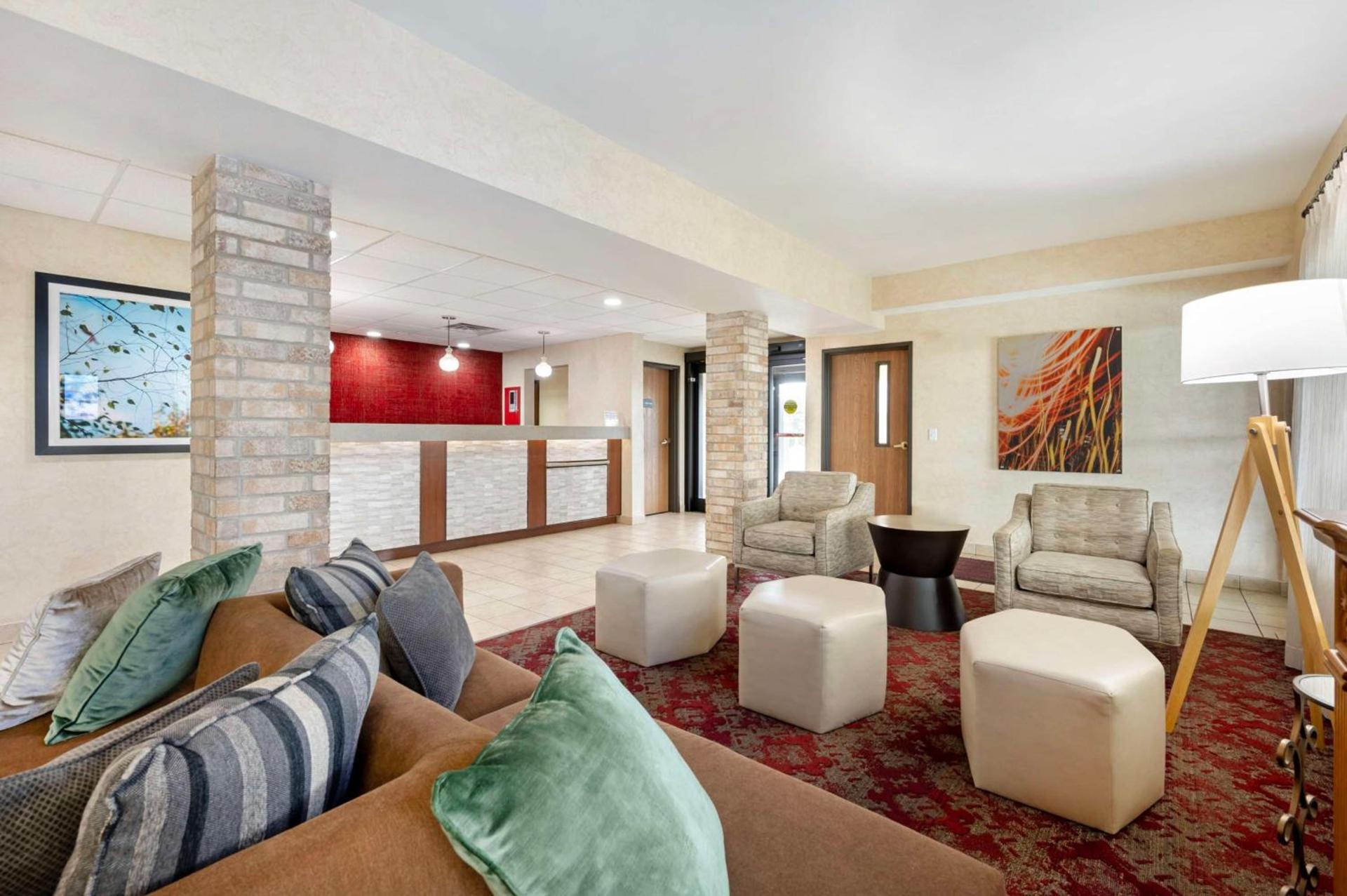 Best Western Plus Howe Inn photo 3
