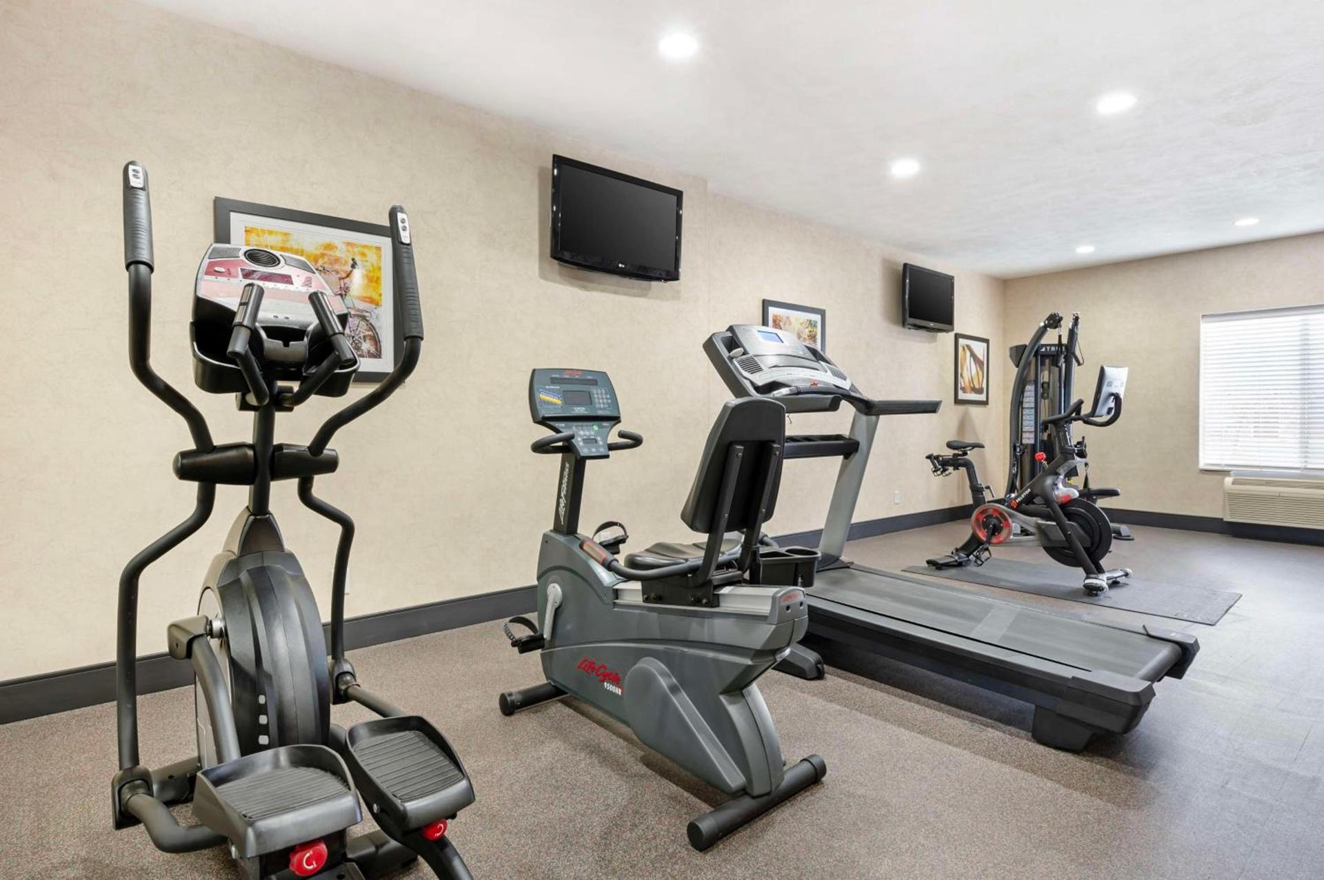 Best Western Plus Howe Inn photo 45