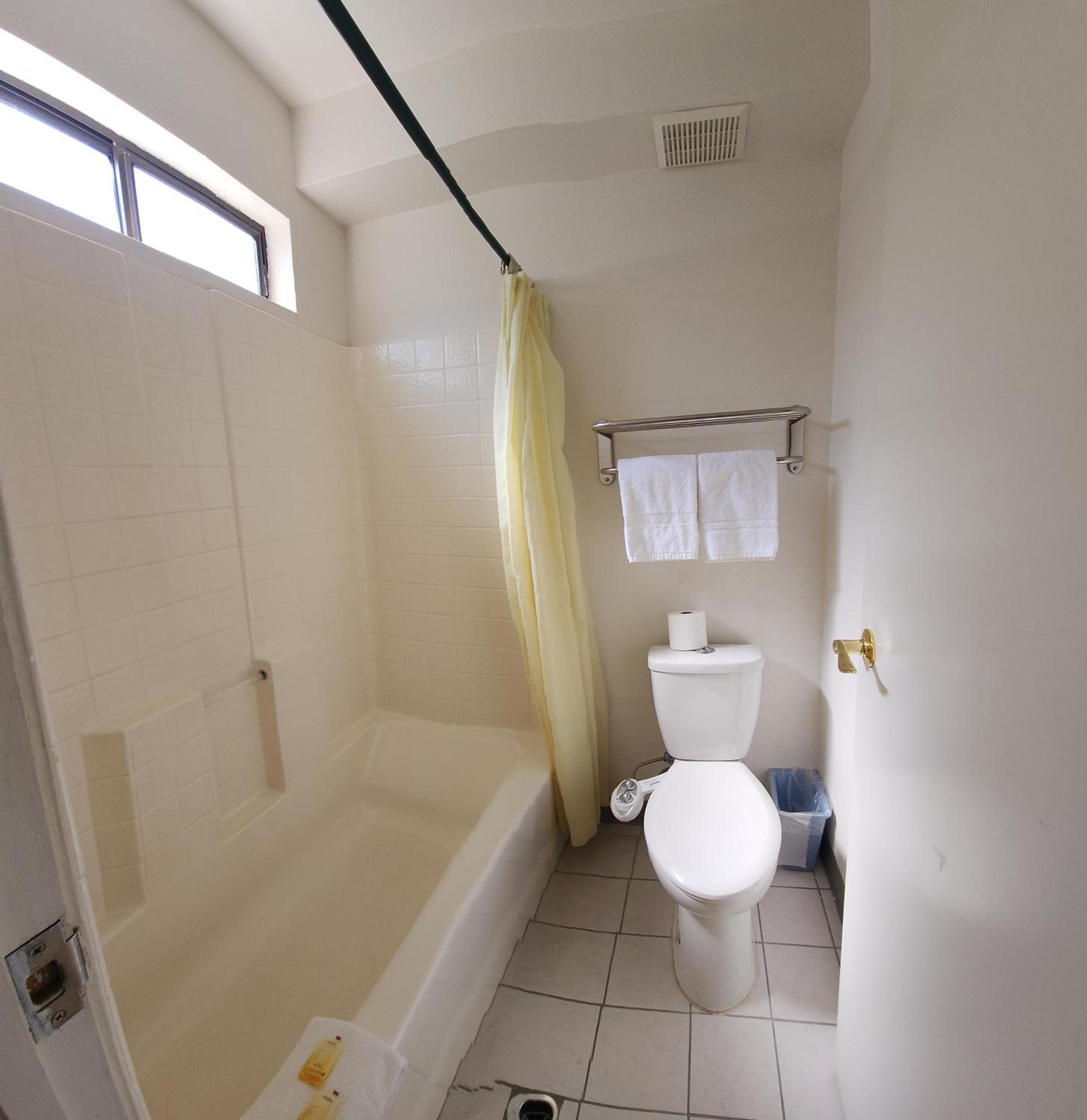Formosa Inn photo 4