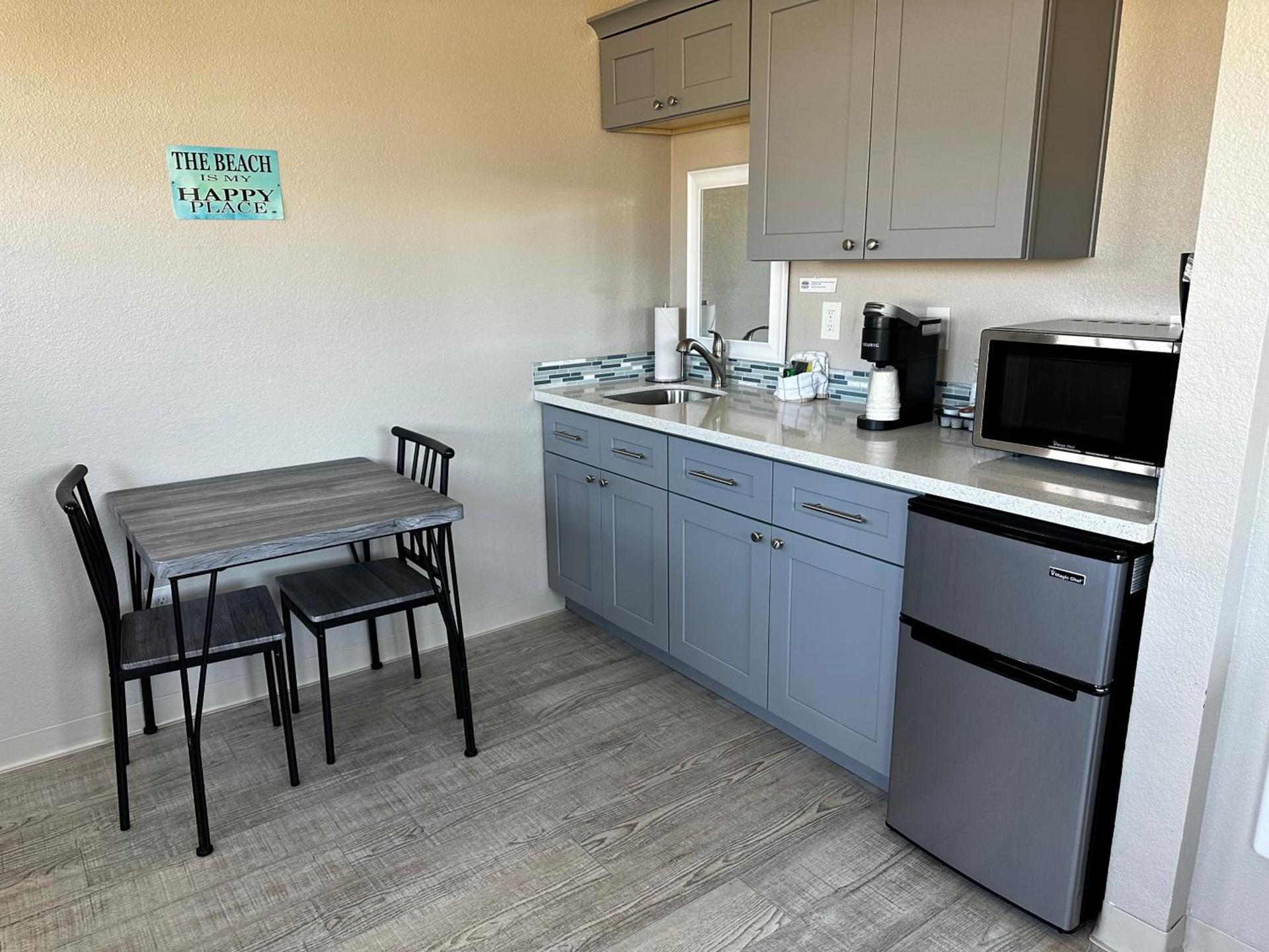 Coastal Inn and Suites photo 20