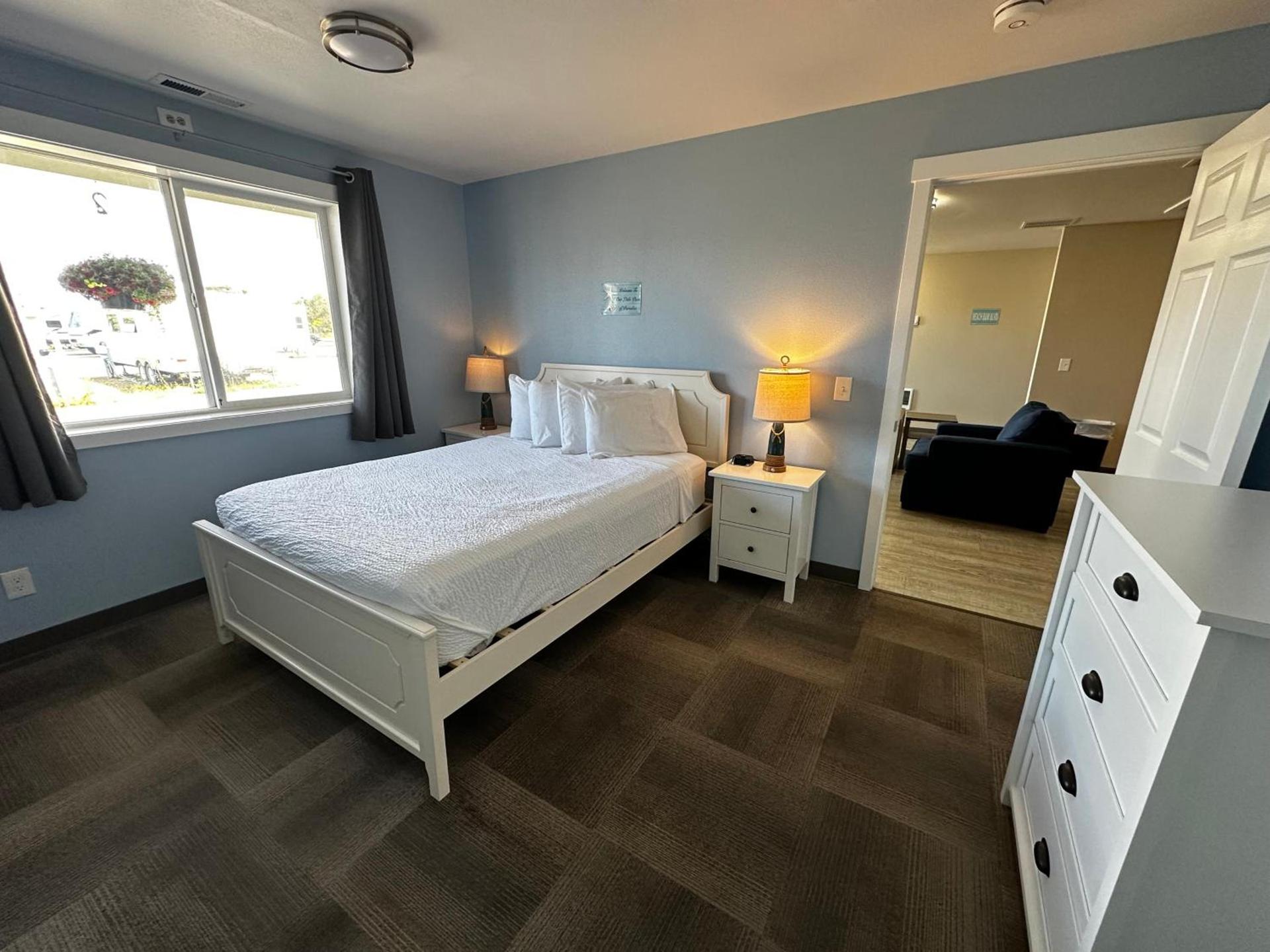 Coastal Inn and Suites photo 37