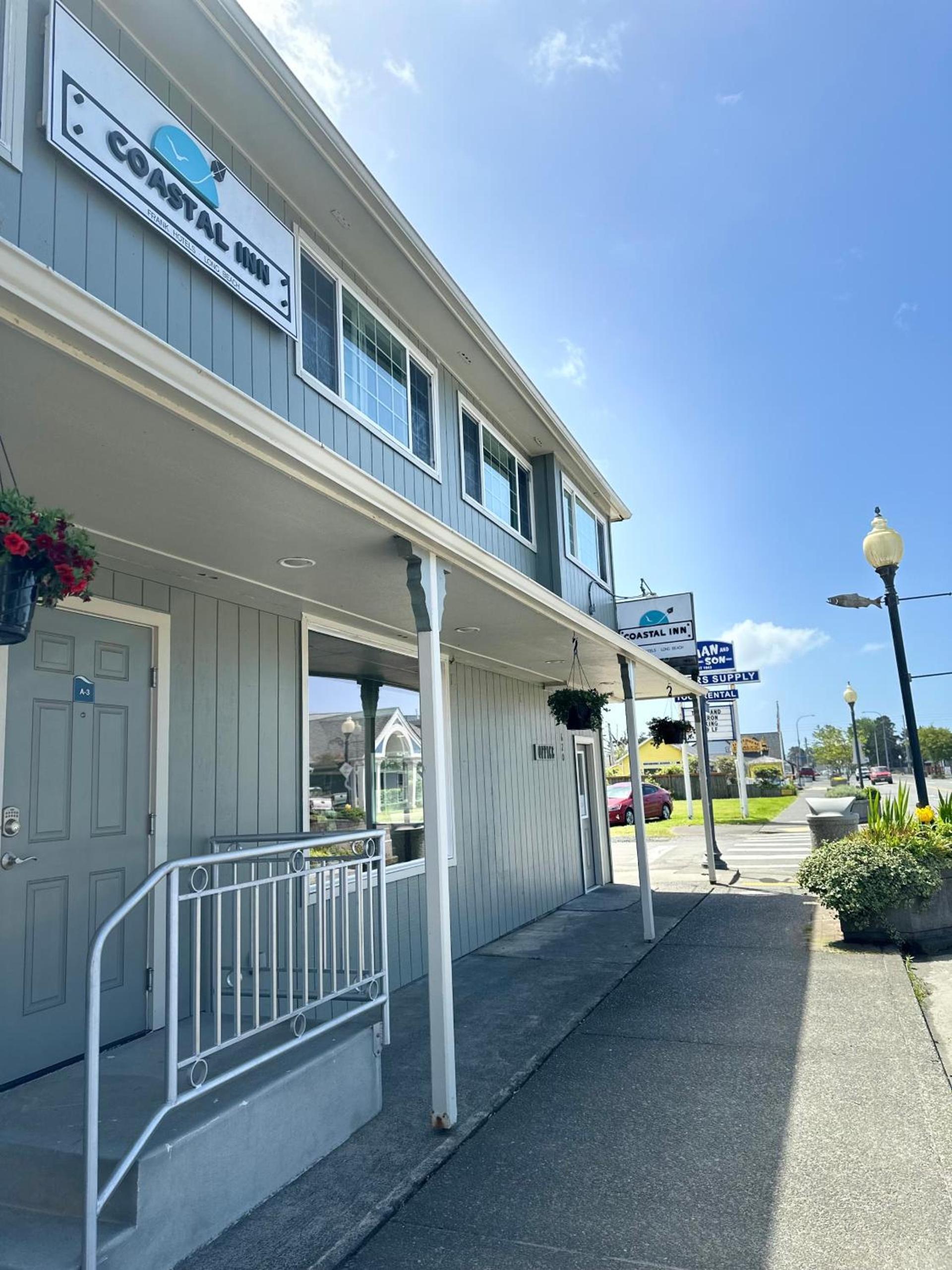 Coastal Inn and Suites photo 4