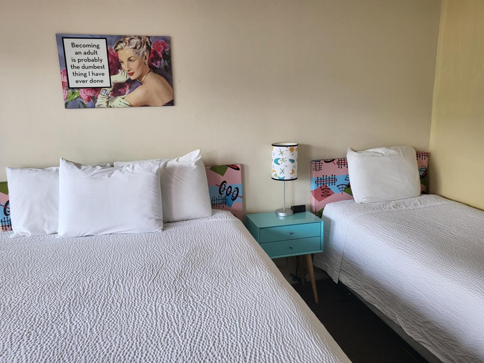 Atomic Motel photo 19