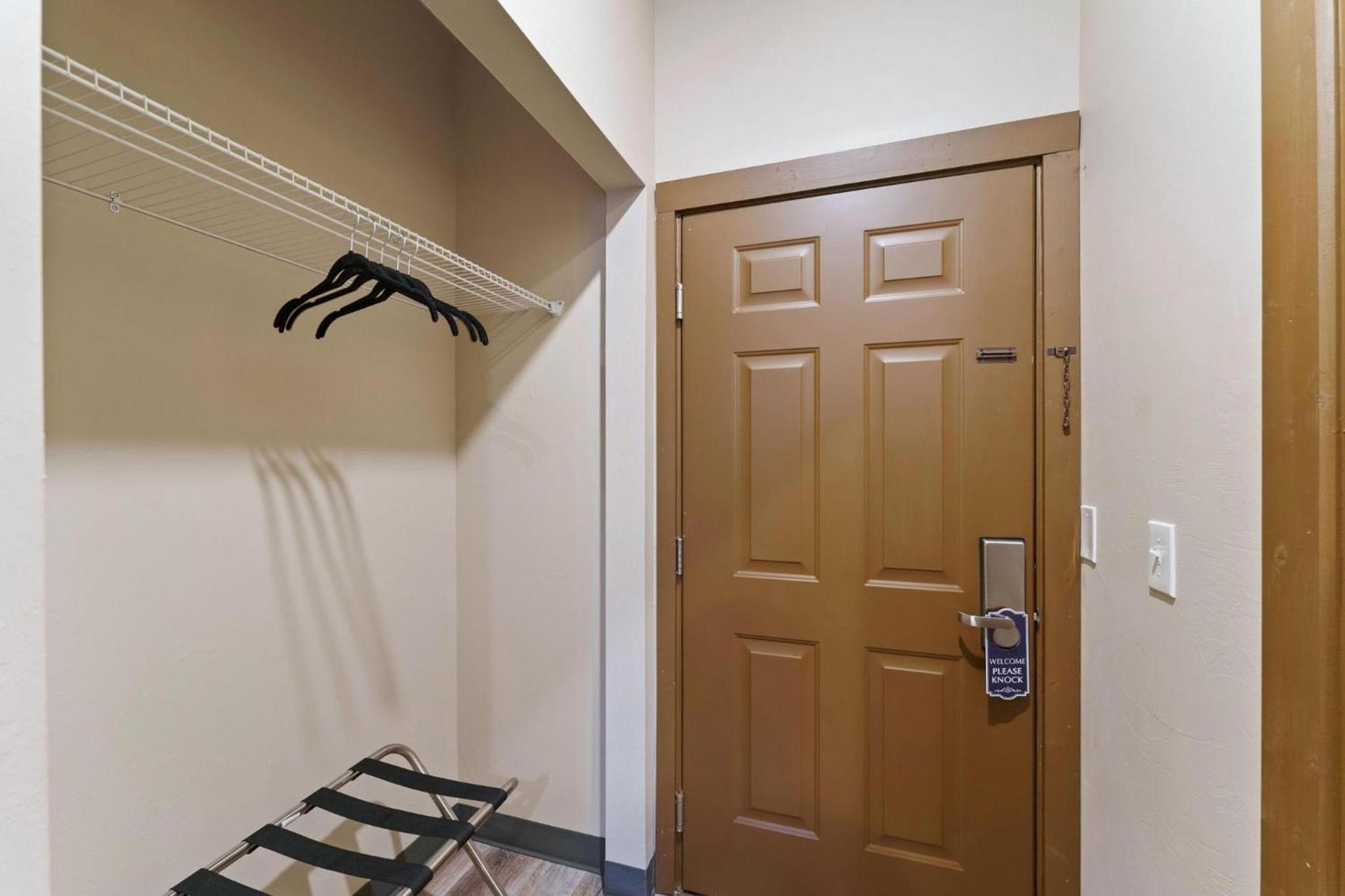 Wagon Wheel Hotel photo 41