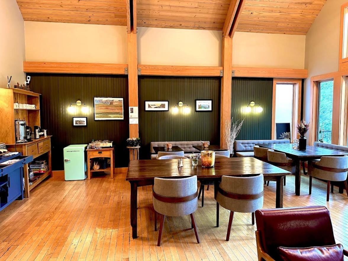 Minnewaska Lodge photo 23