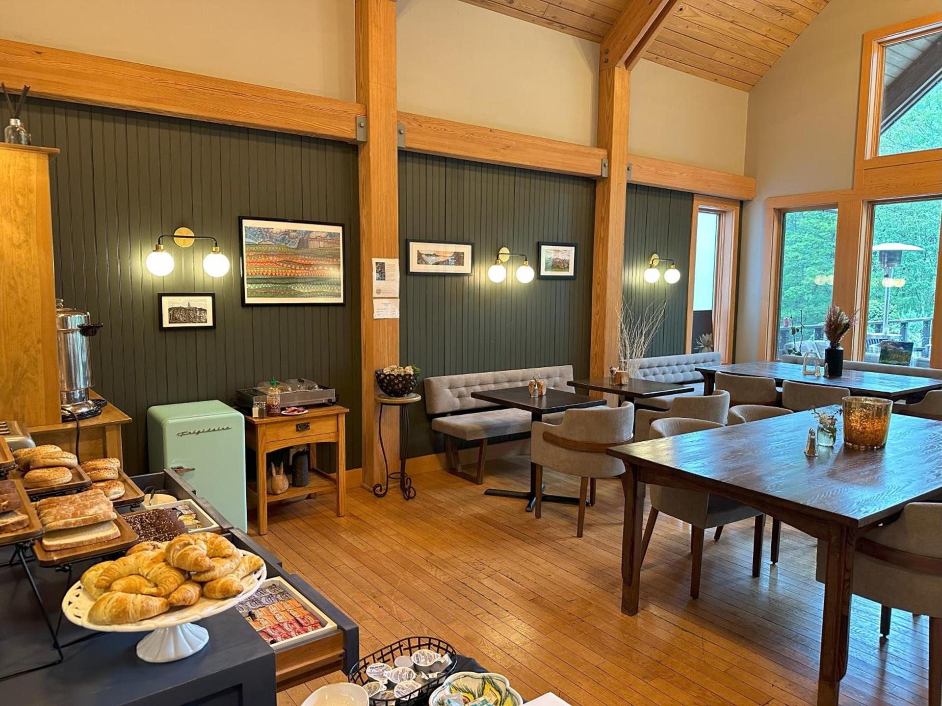 Minnewaska Lodge photo 45
