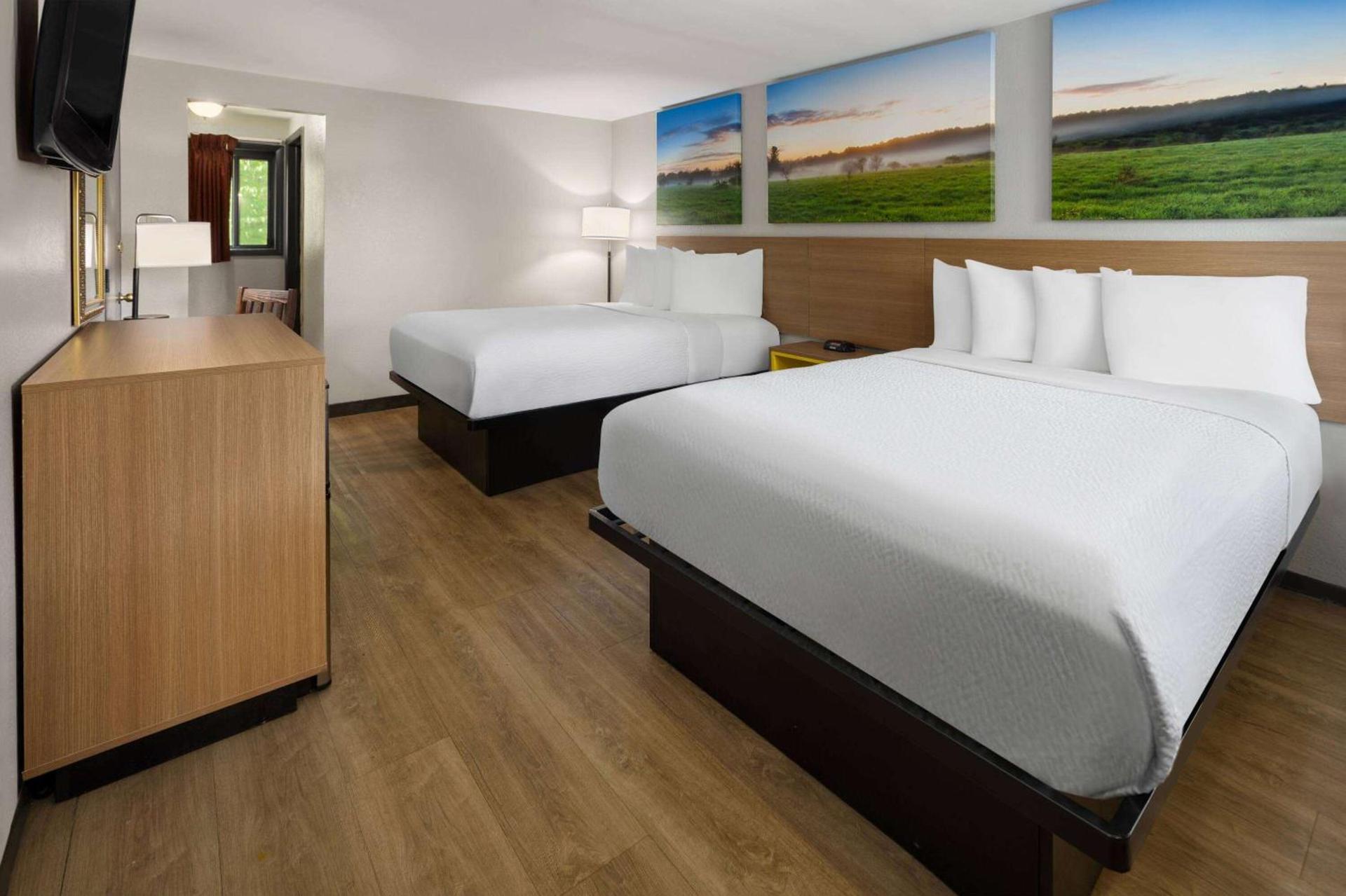 Days Inn by Wyndham Wurtsboro photo 14