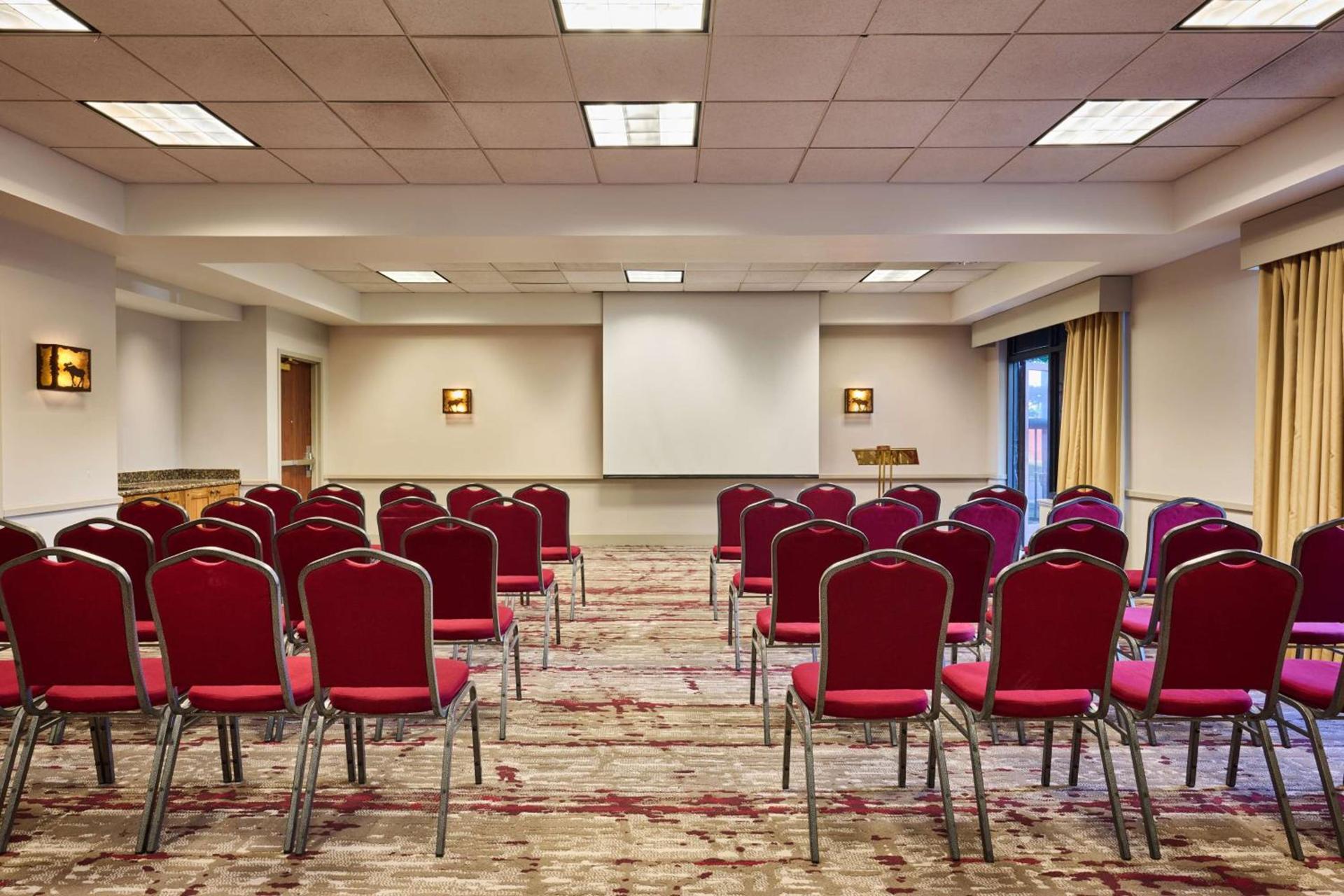 Hilton Garden Inn Anchorage photo 51