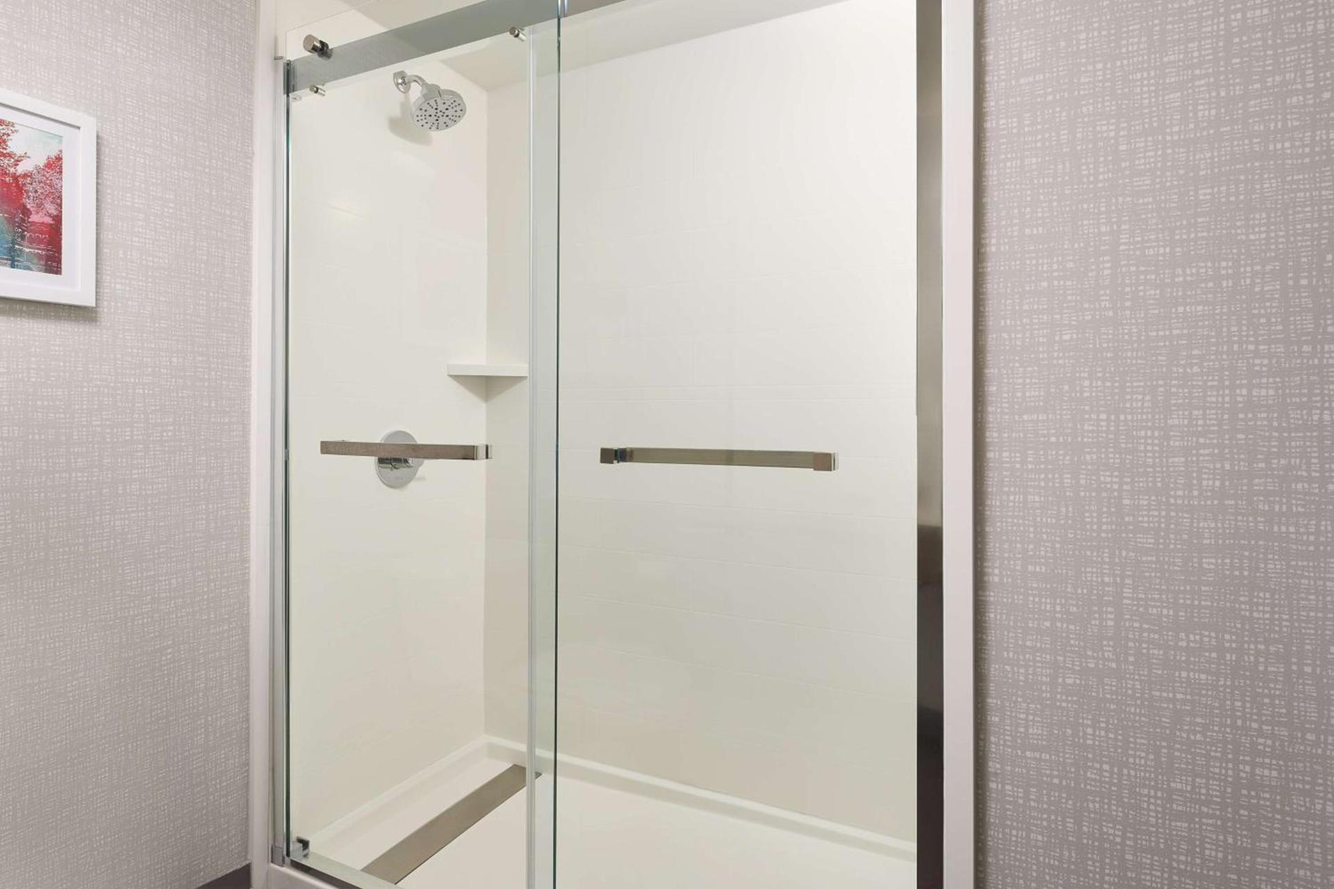 Hampton Inn Massillon photo 26