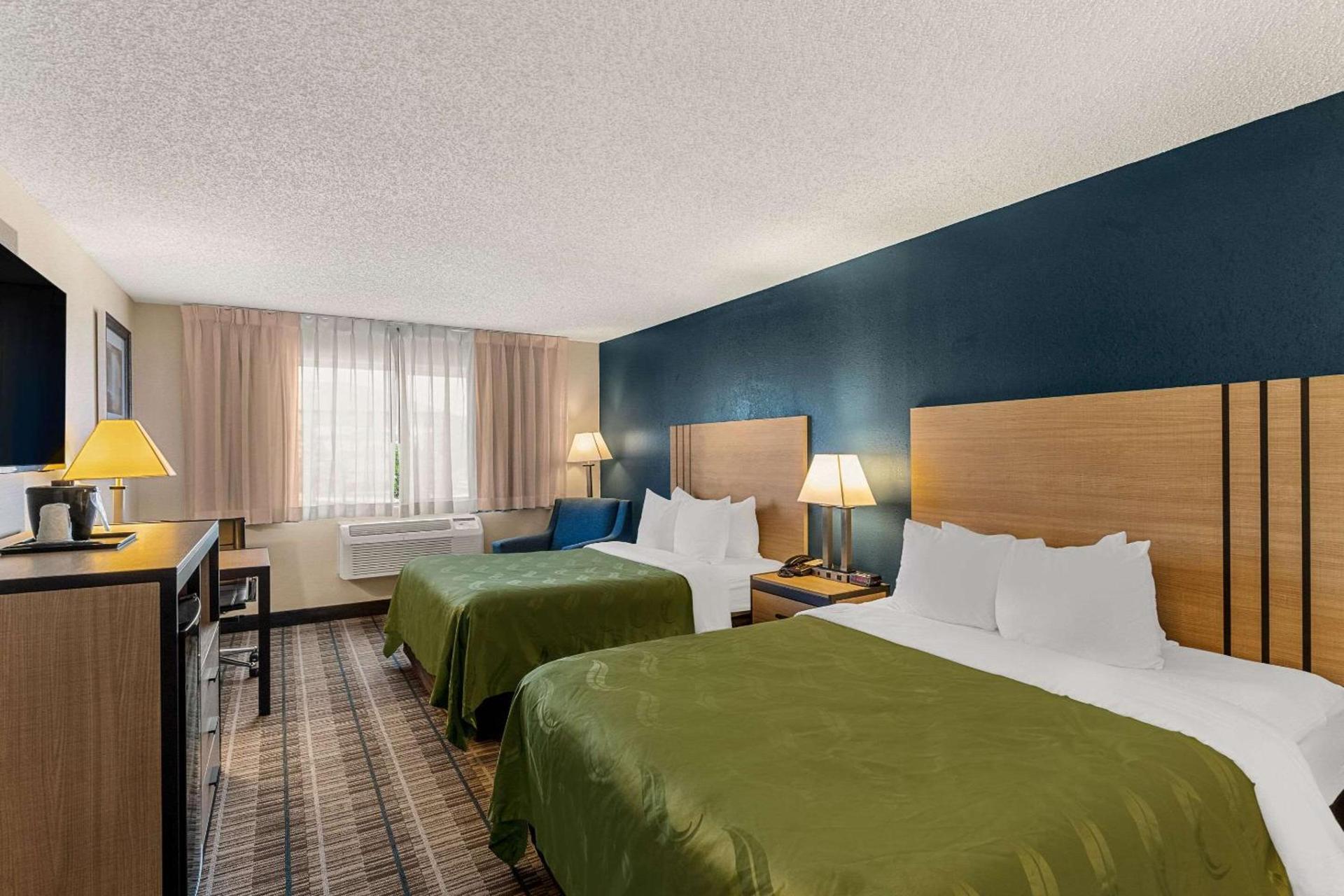 Quality Inn Denver Northeast Brighton photo 11