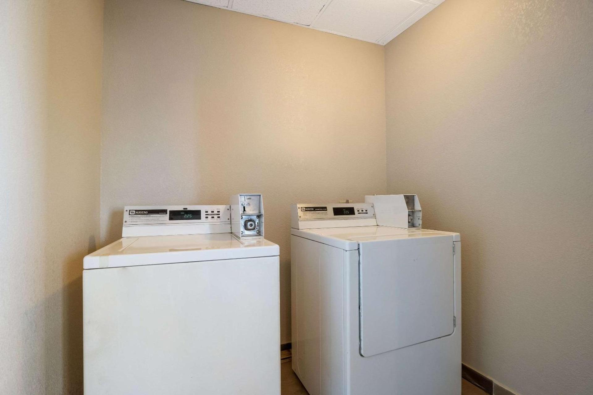Quality Inn Denver Northeast Brighton photo 30