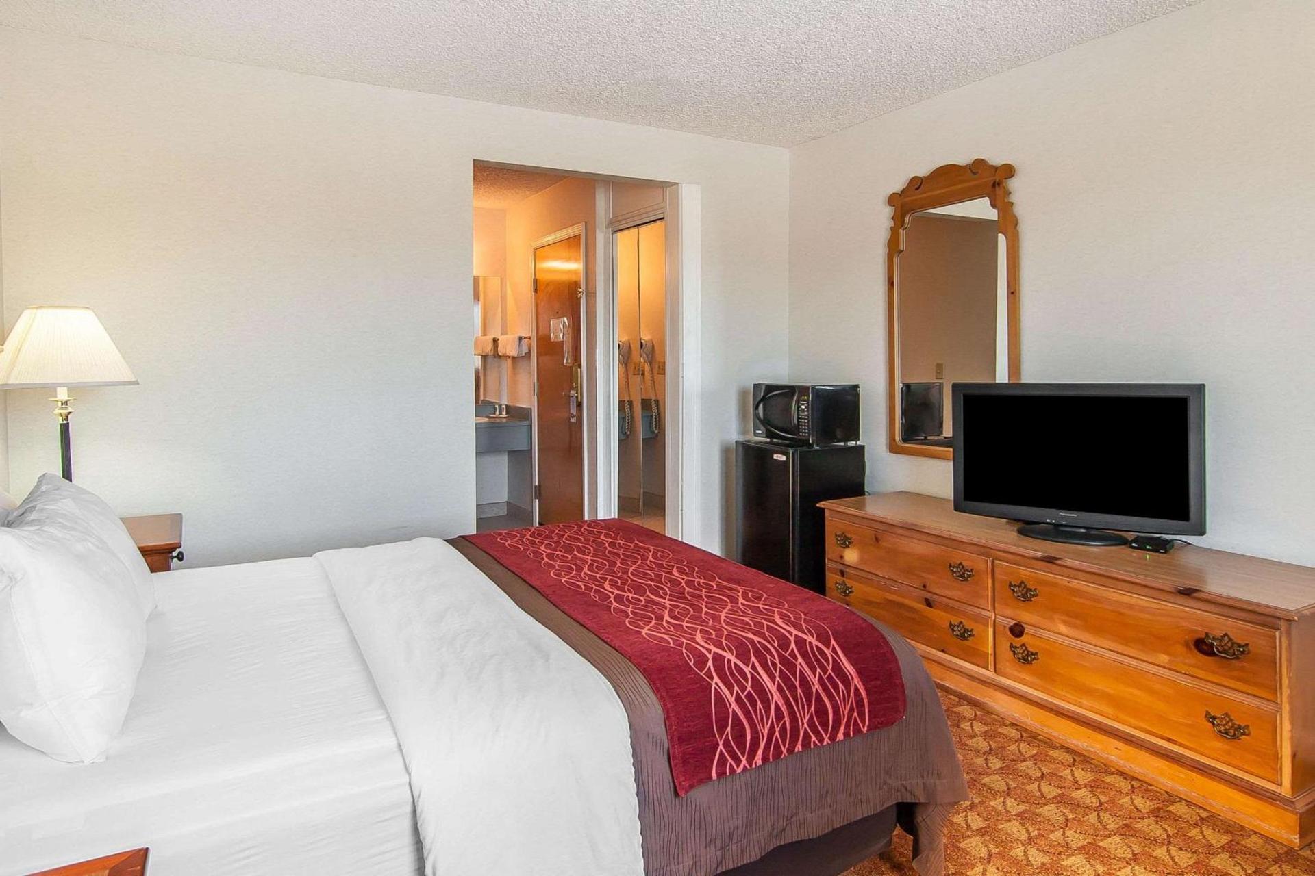 Quality Inn photo 10
