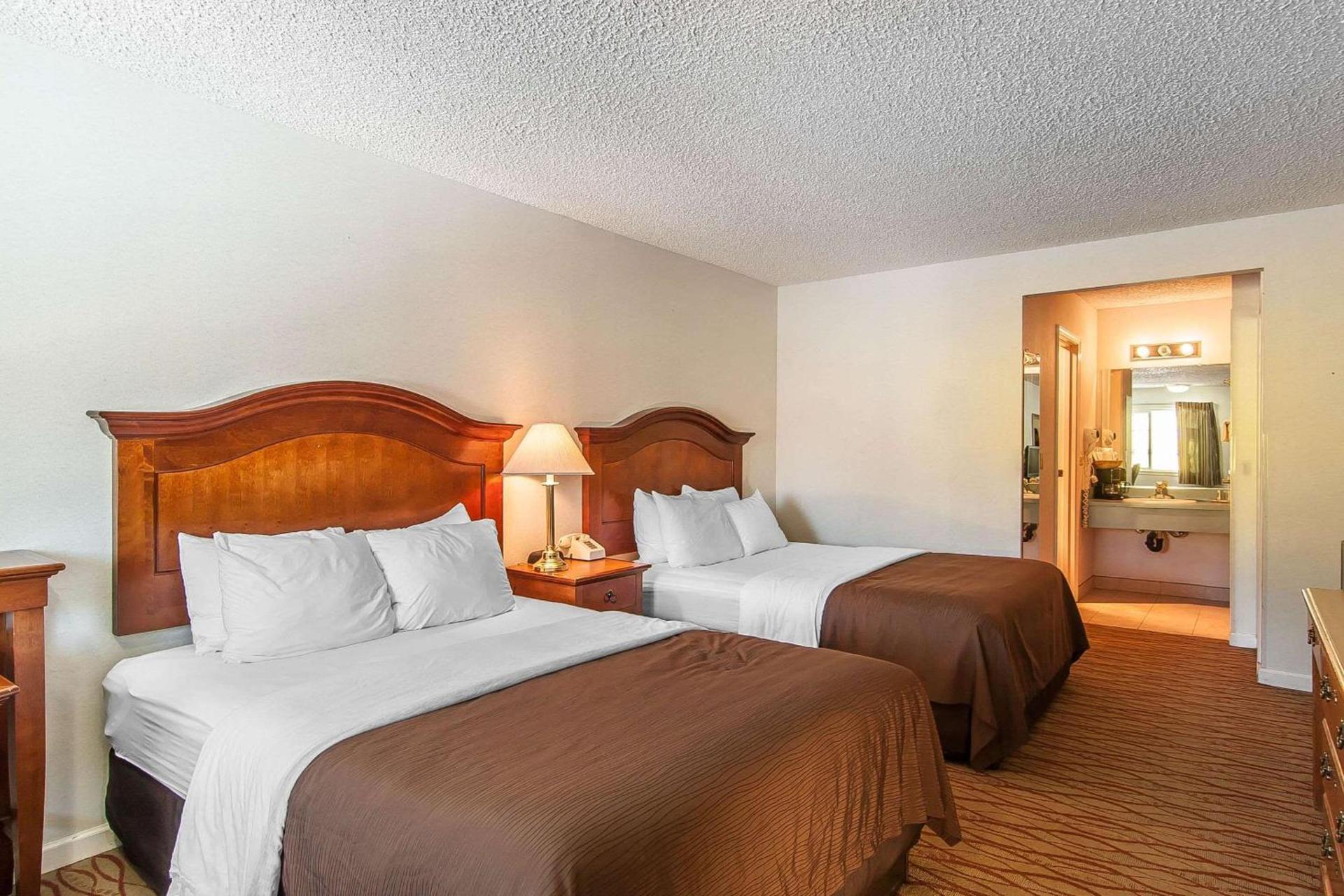 Quality Inn photo 12