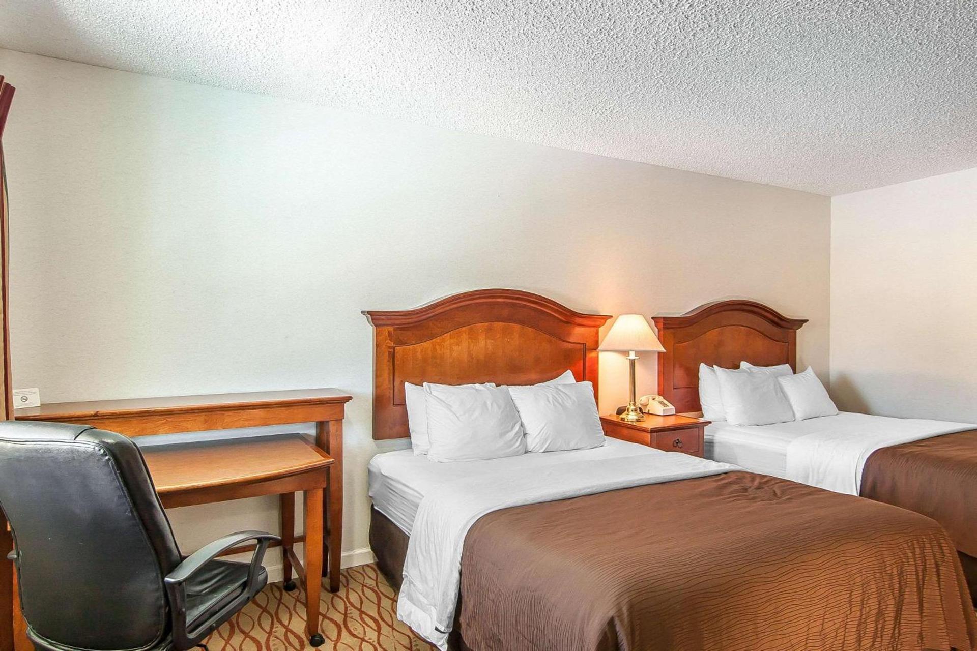 Quality Inn photo 13