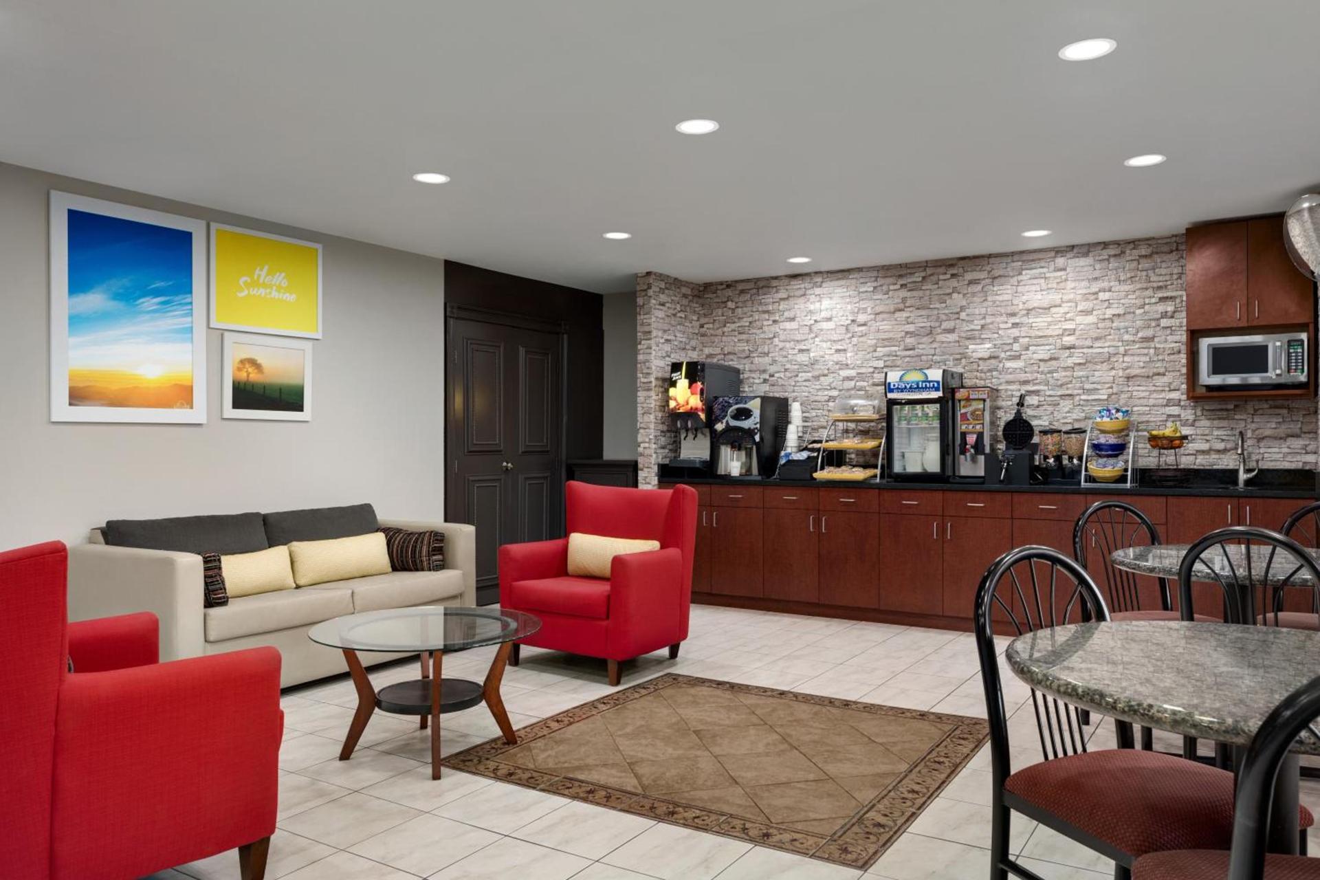 Days Inn by Wyndham Covington photo 7
