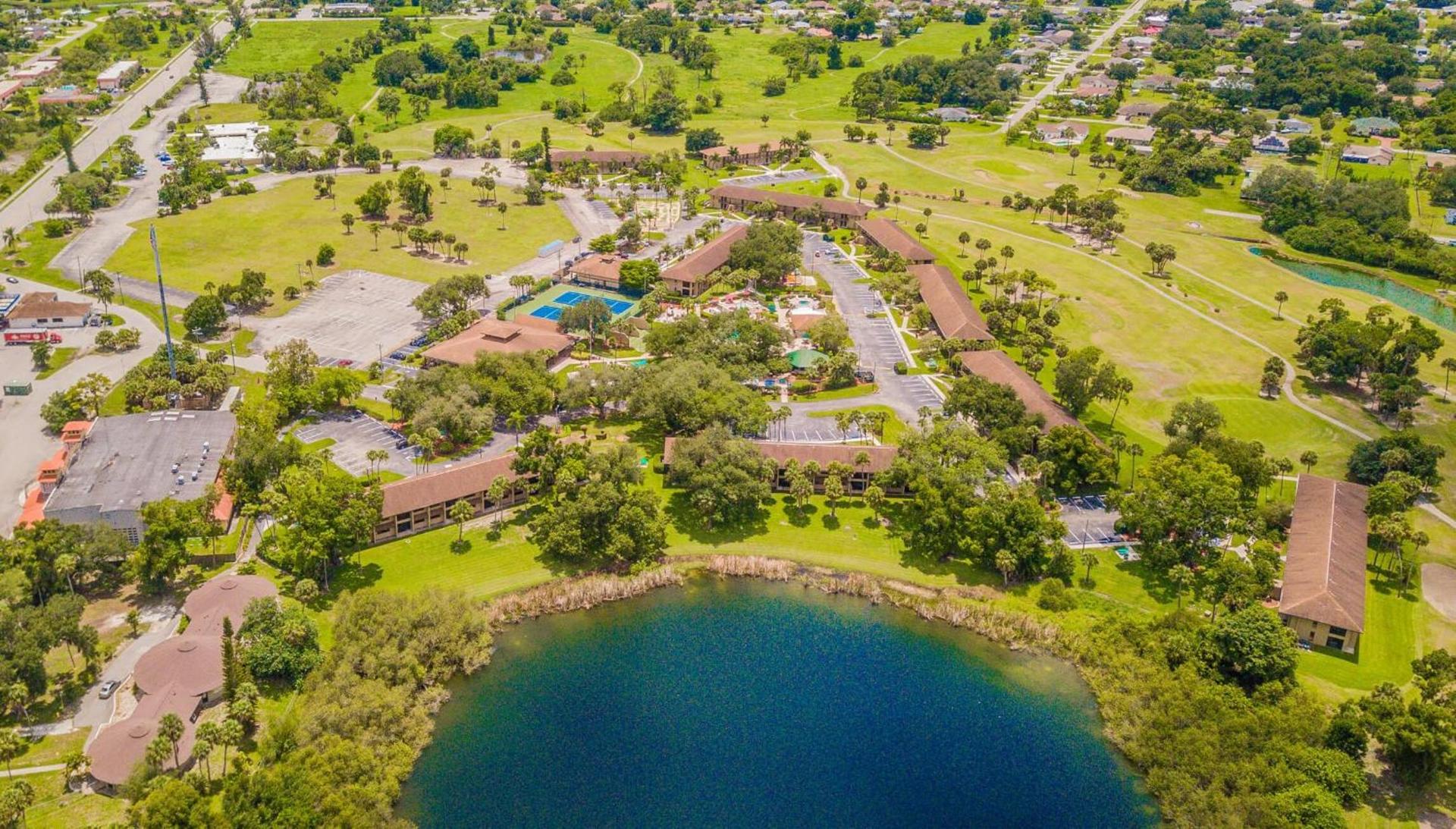 Lehigh Resort Club, a VRI resort photo 16