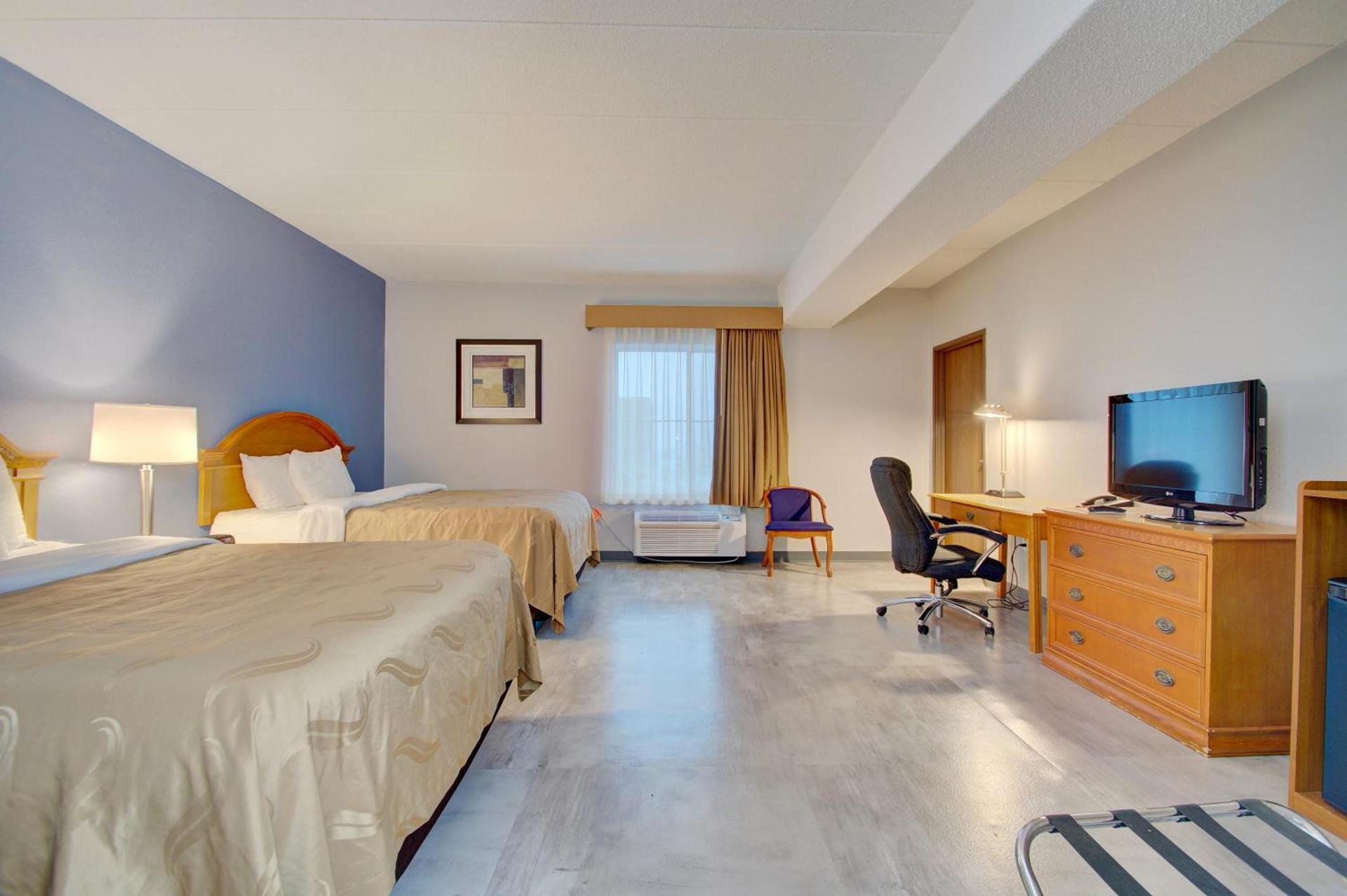 Quality Inn & Suites CVG Airport photo 24