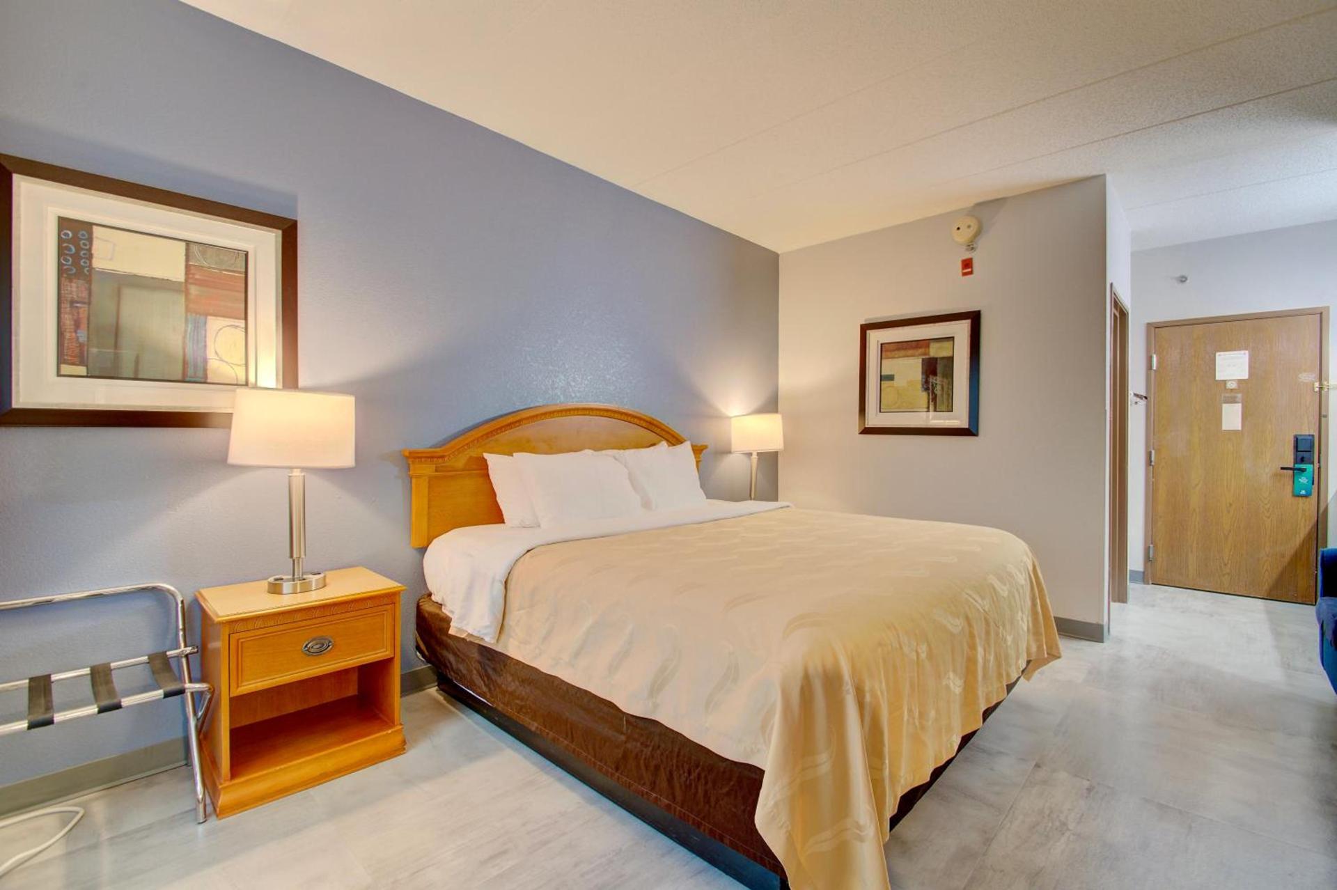 Quality Inn & Suites CVG Airport photo 72
