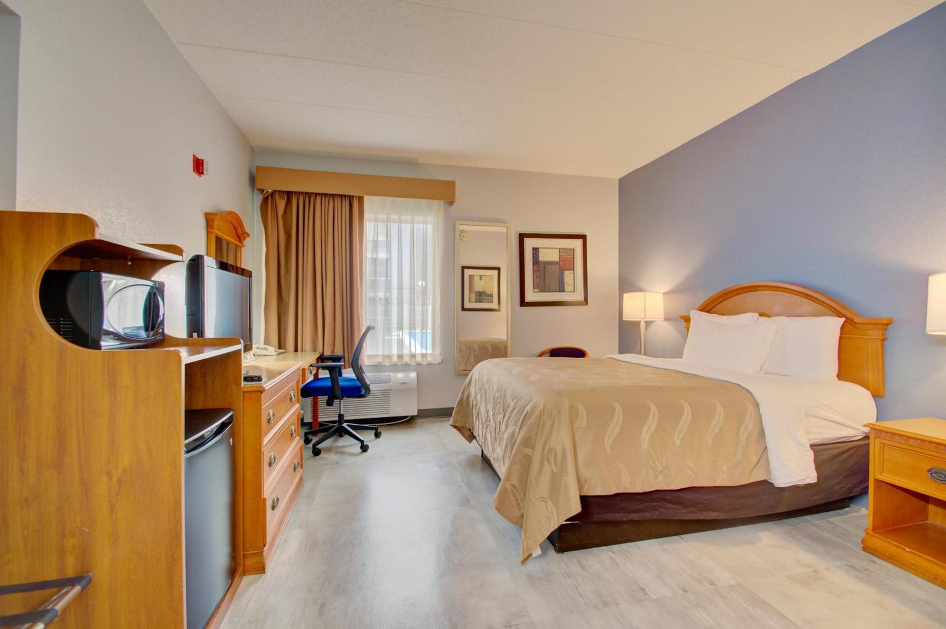 Quality Inn & Suites CVG Airport photo 48