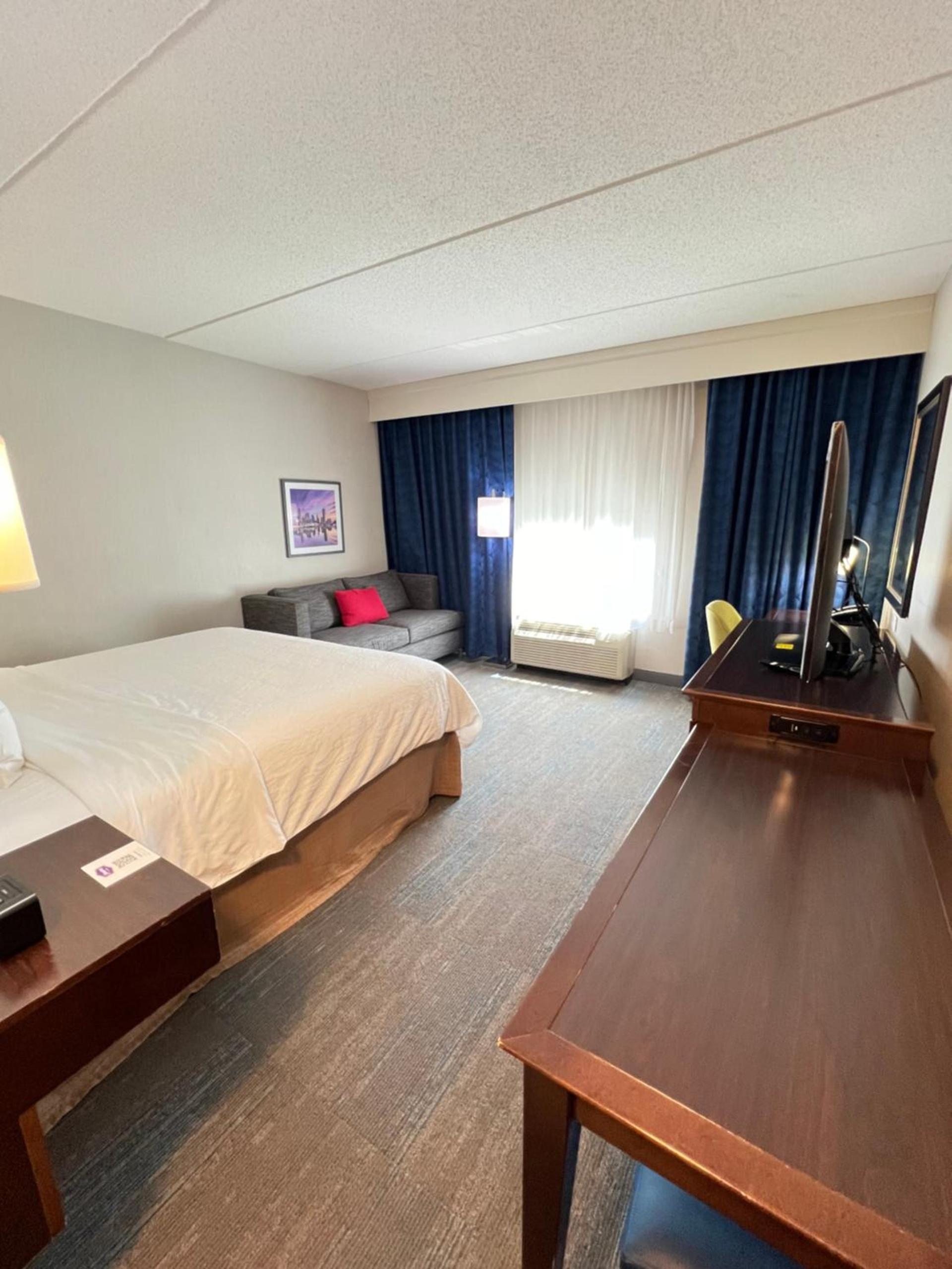 Hampton Inn & Suites Baltimore/Woodlawn photo 27