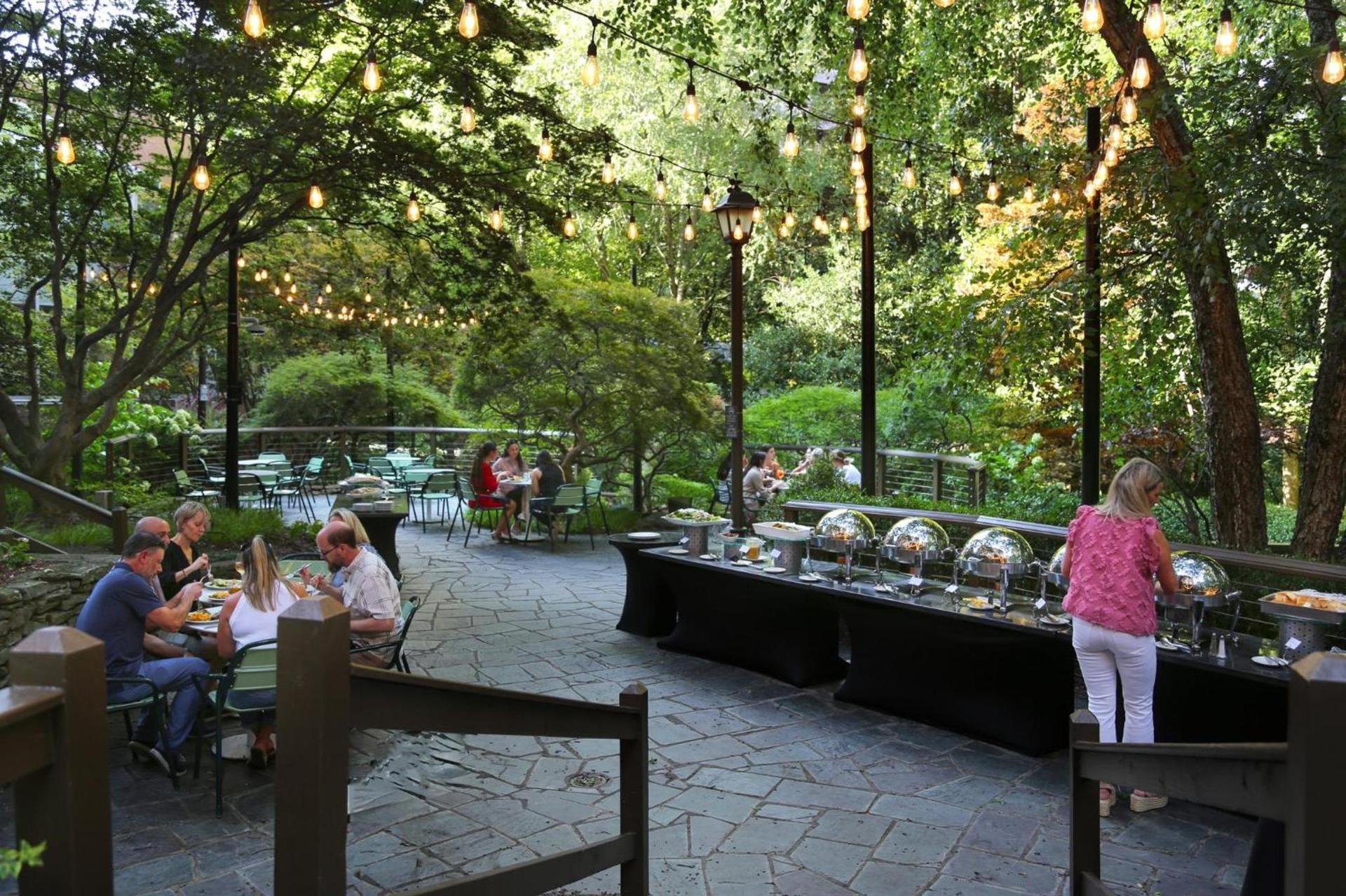 Crowne Plaza Atlanta Perimeter at Ravinia by IHG photo 35