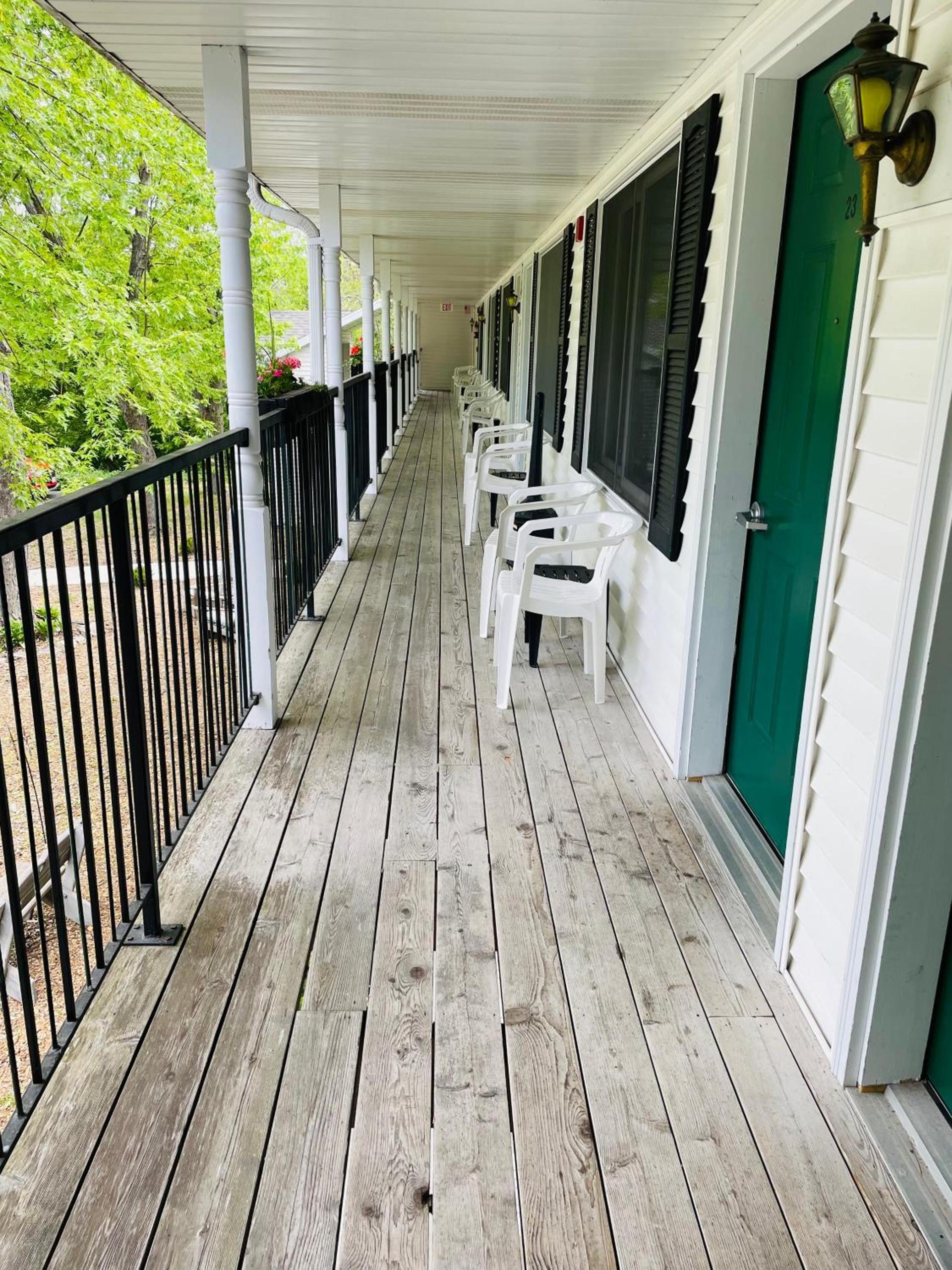 Parkside Inn photo 21