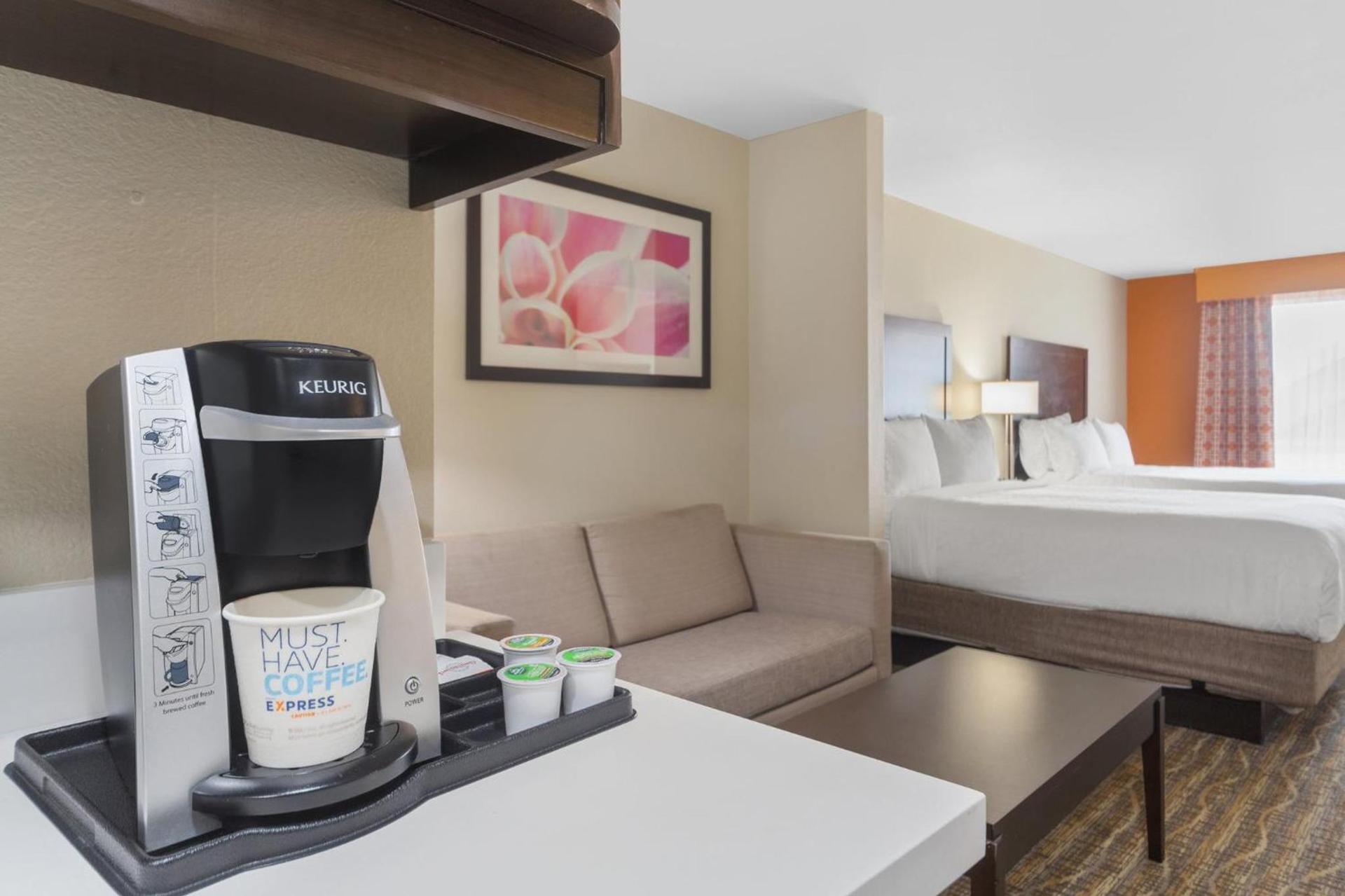 Holiday Inn Express Tomball by IHG photo 42