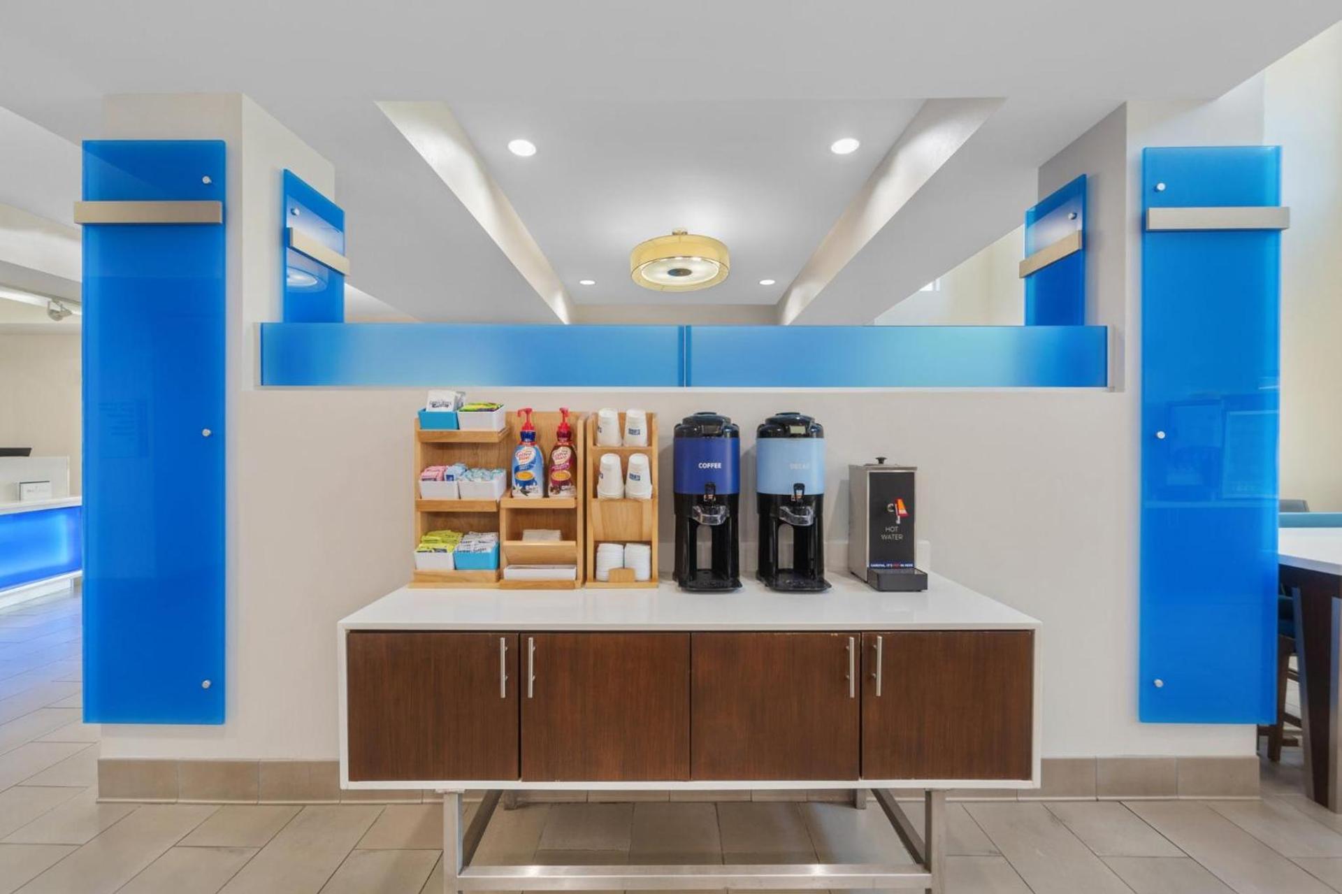 Holiday Inn Express Tomball by IHG photo 47