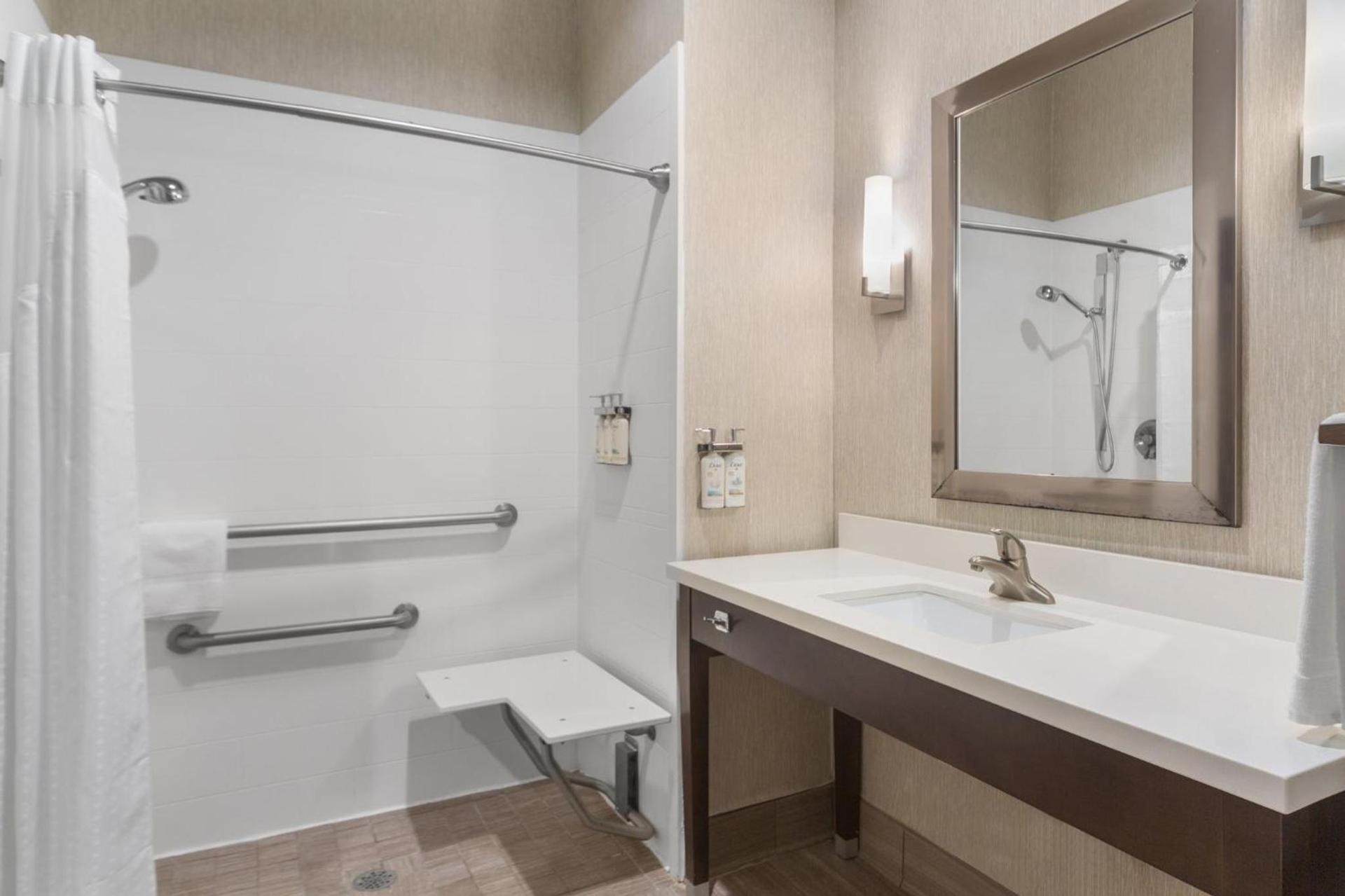 Holiday Inn Express Tomball by IHG photo 63
