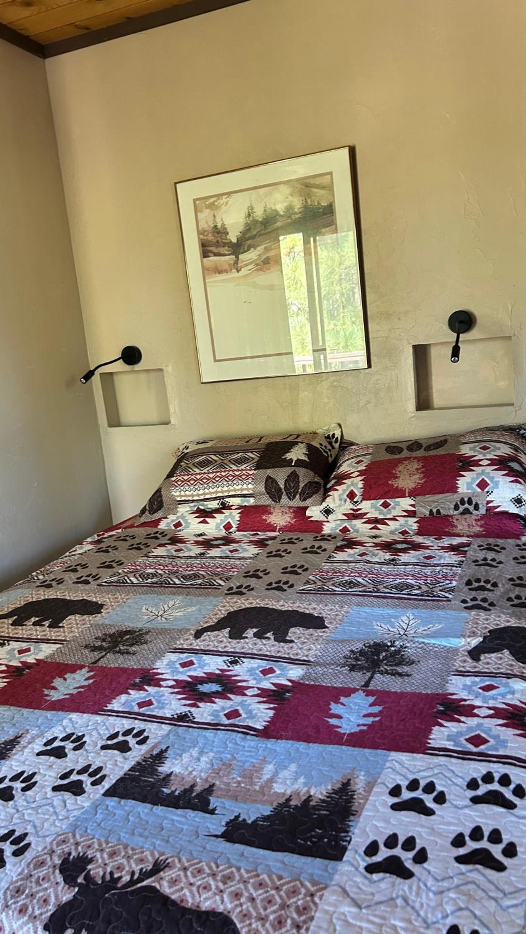 Fox n Bear Cottages Big Bear photo 30