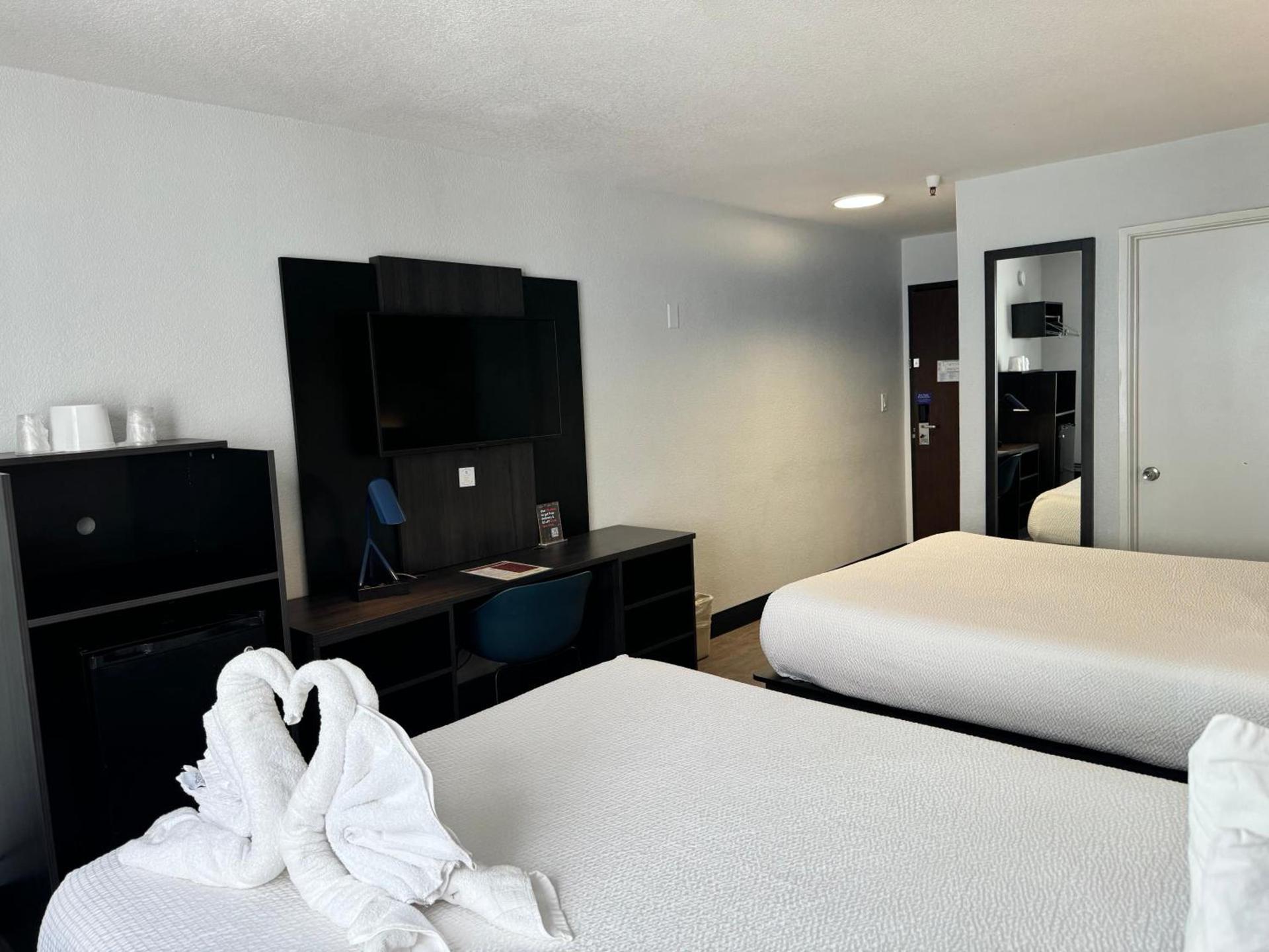 Motel 6 Hollywood photo 28