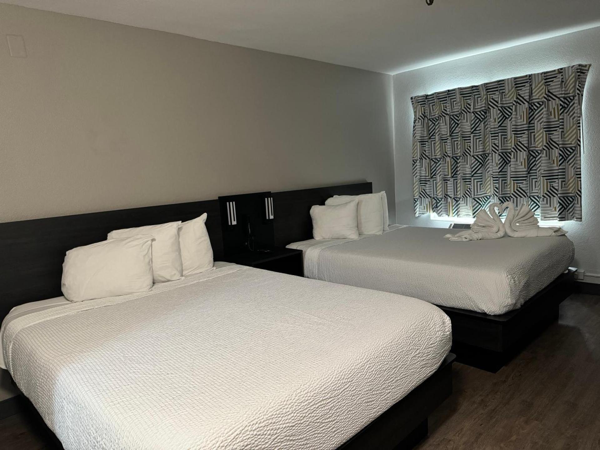 Motel 6 Hollywood photo 31