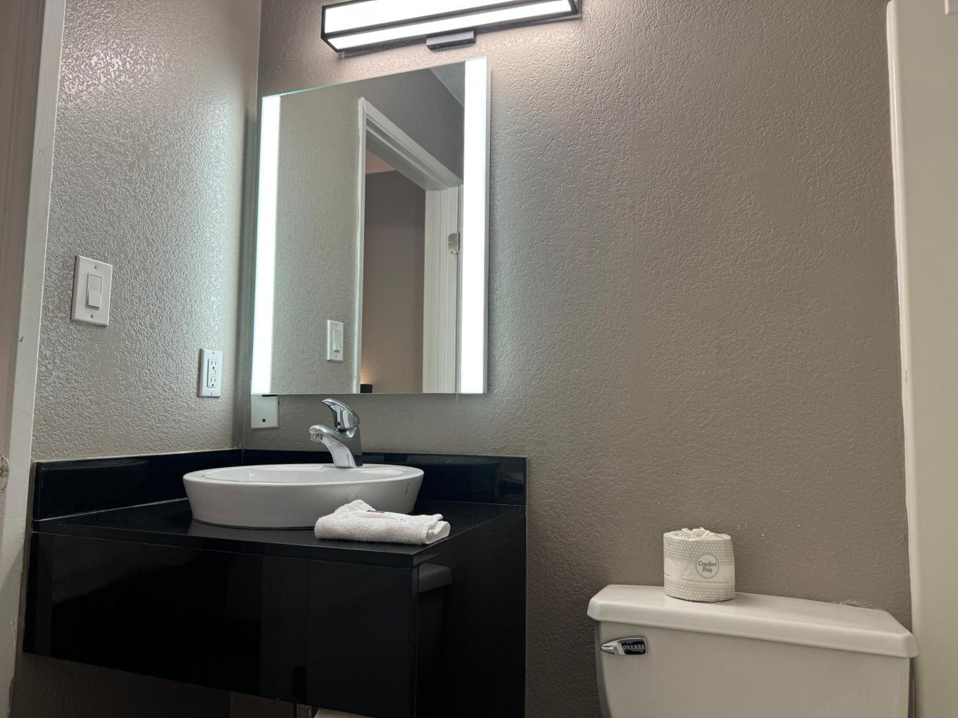 Motel 6 Hollywood photo 34