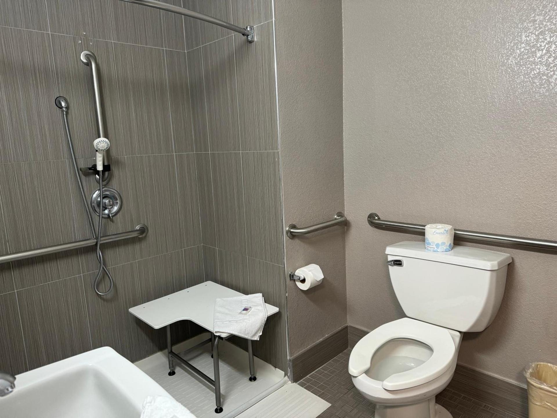 Motel 6 Hollywood photo 39
