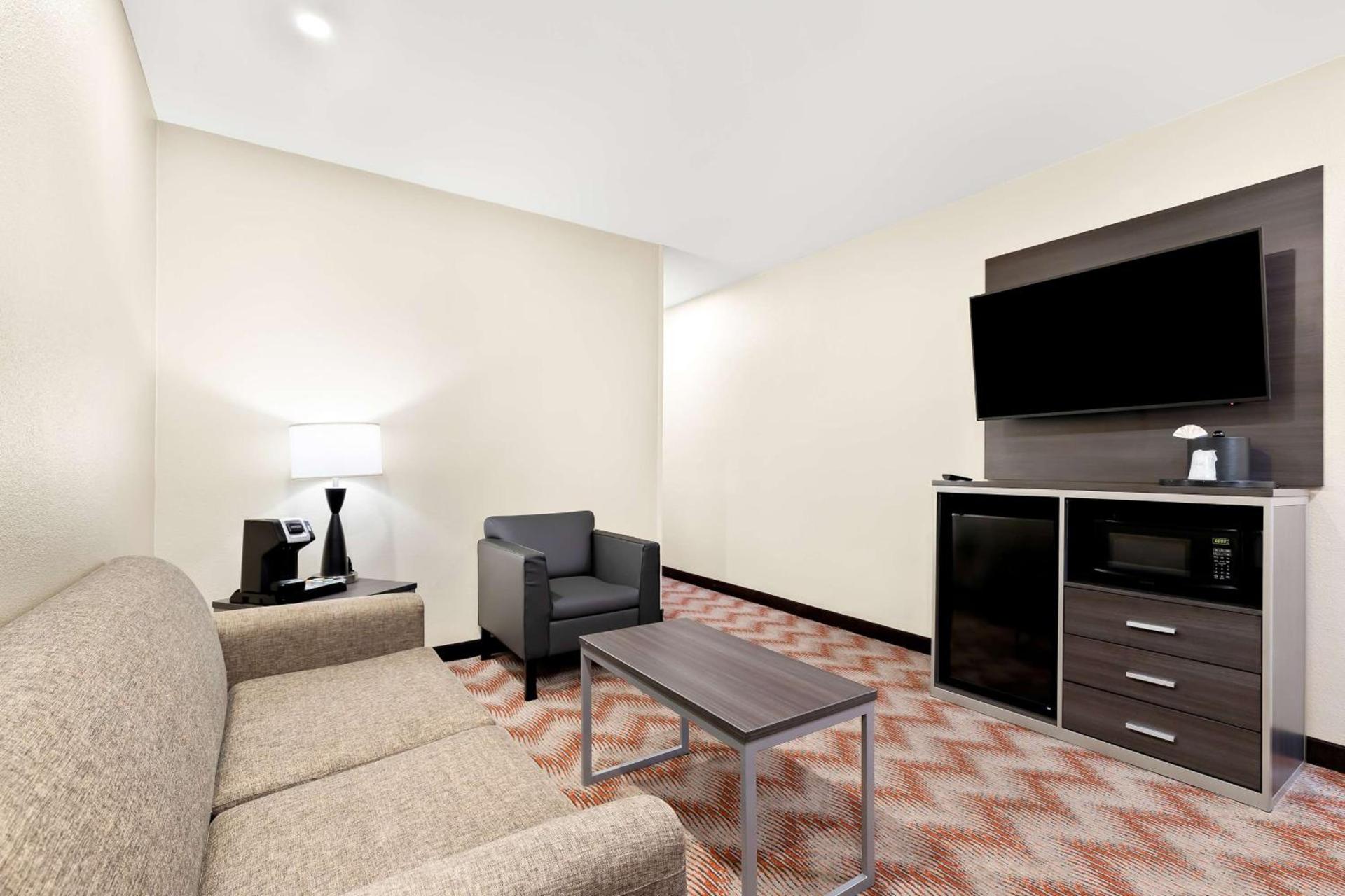 Best Western Plus Irvine Spectrum Hotel photo 15