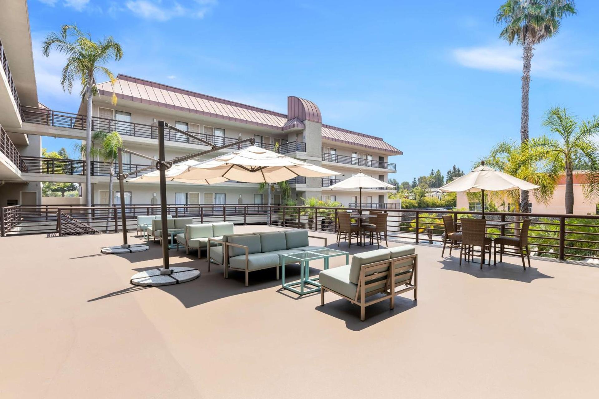 Best Western Plus Irvine Spectrum Hotel photo 4