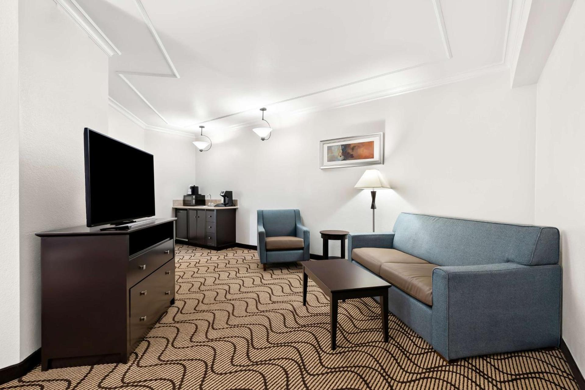Best Western Plus Irvine Spectrum Hotel photo 14