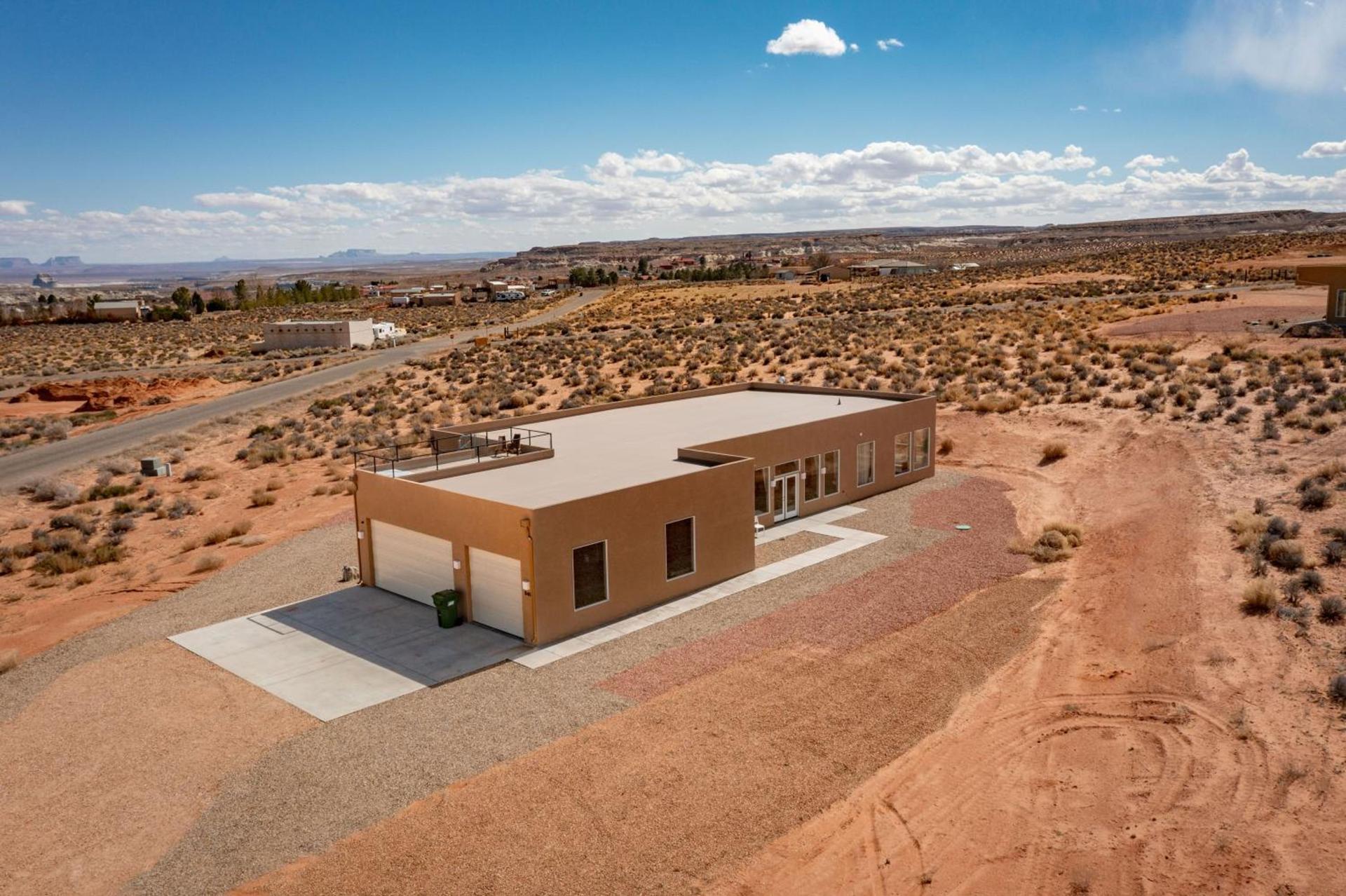 Canyon Oasis suite with Grand Mesa view photo 4