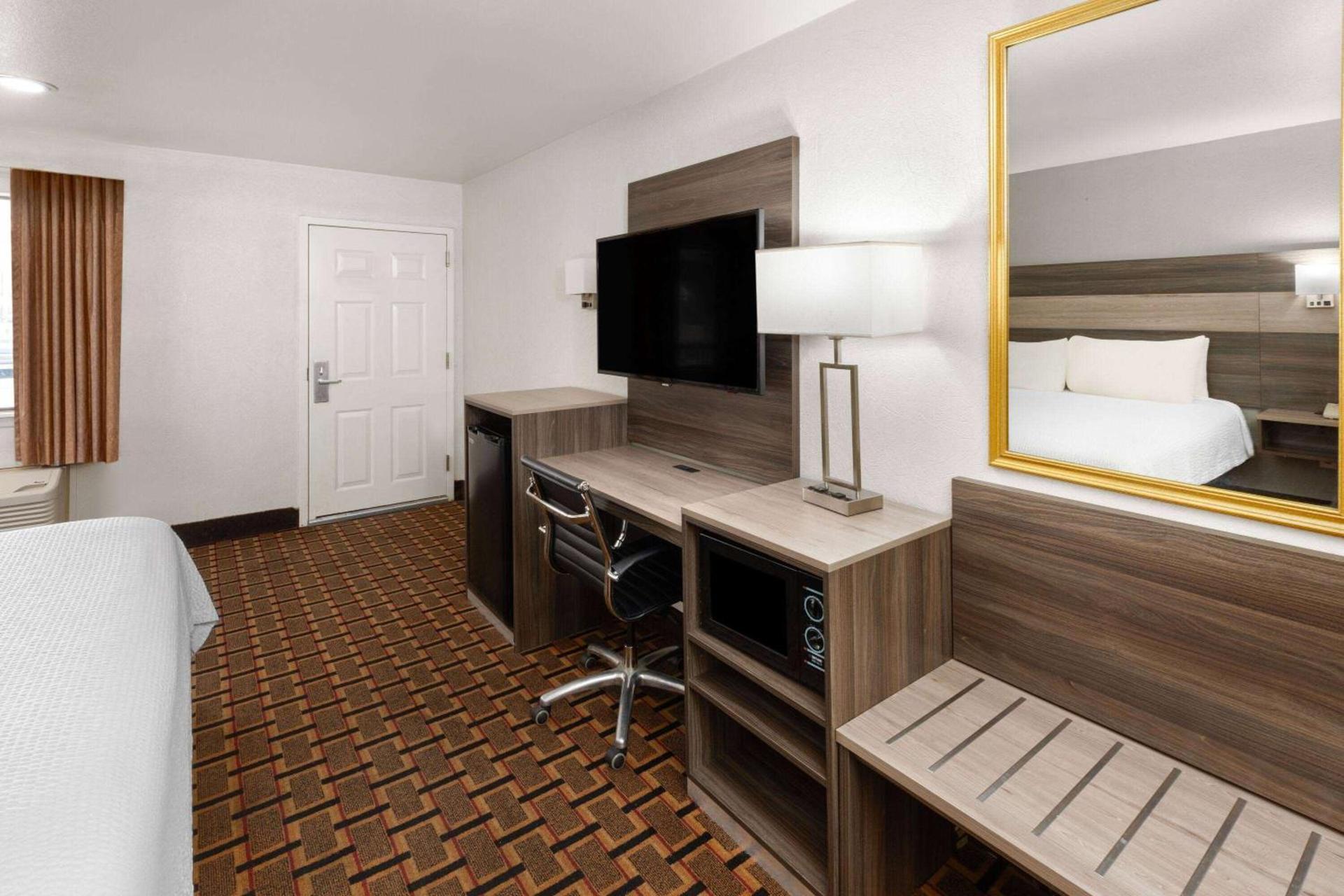 Ramada Limited San Angelo photo 14
