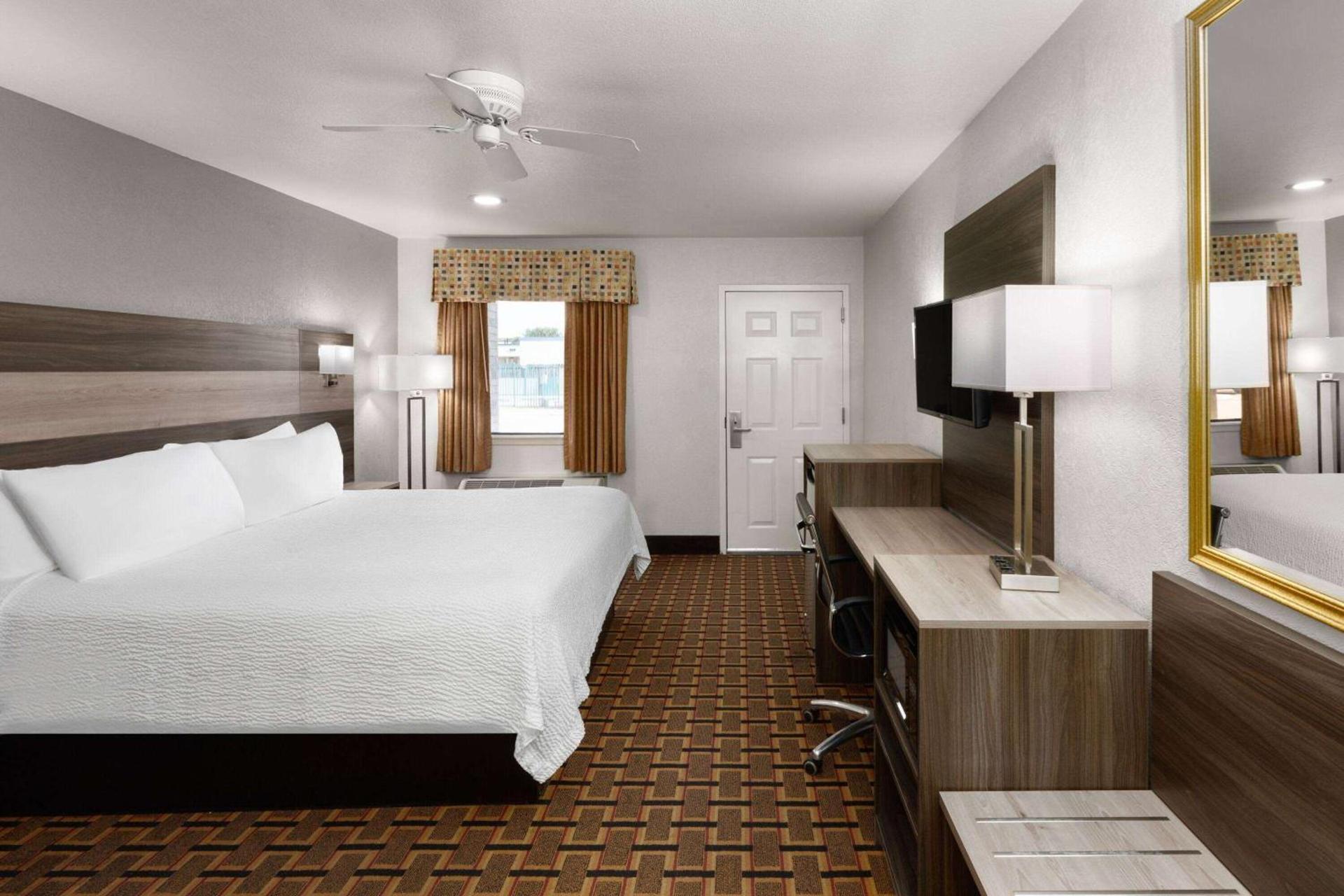 Ramada Limited San Angelo photo 18