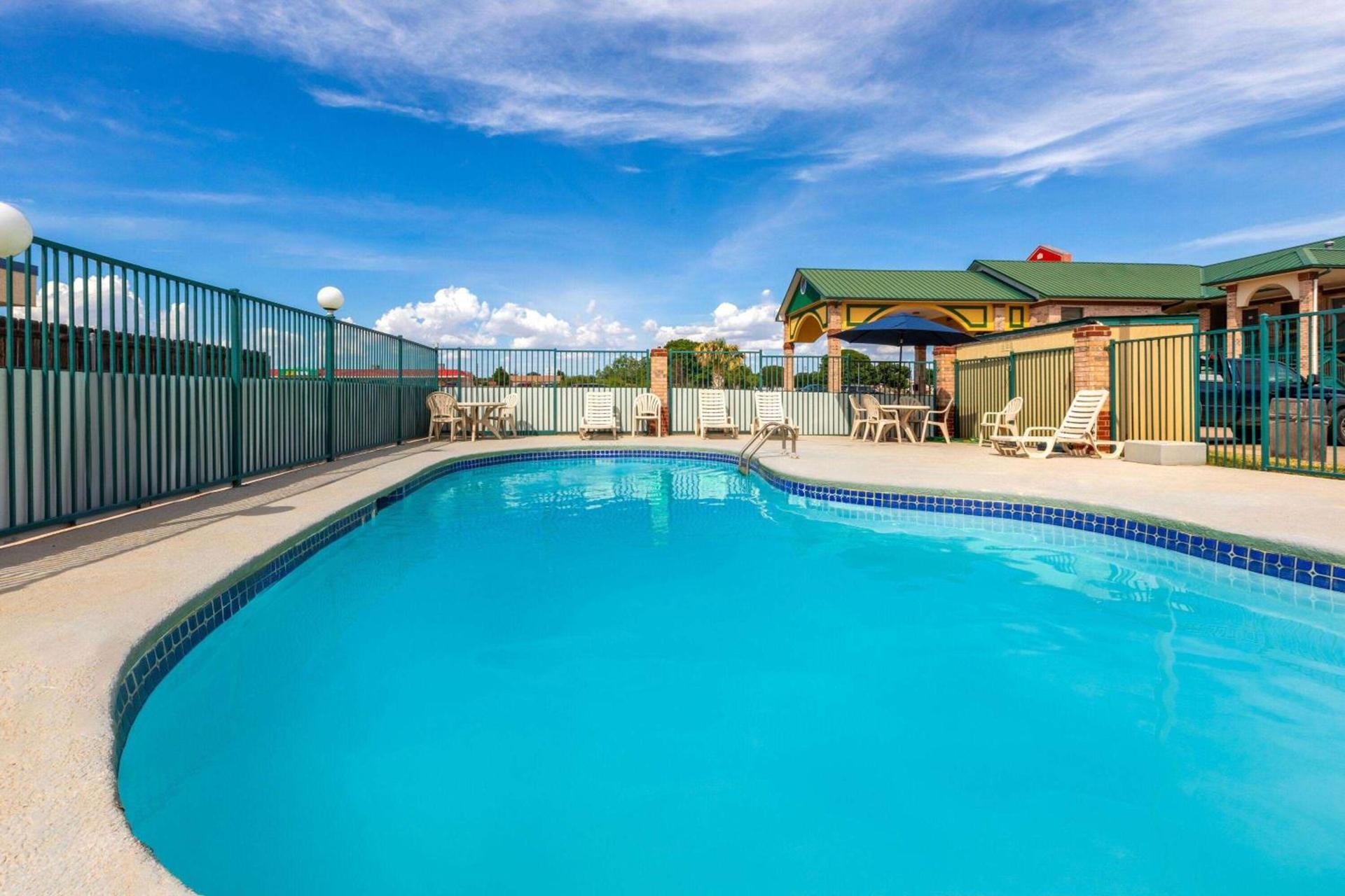 Ramada Limited San Angelo photo 35