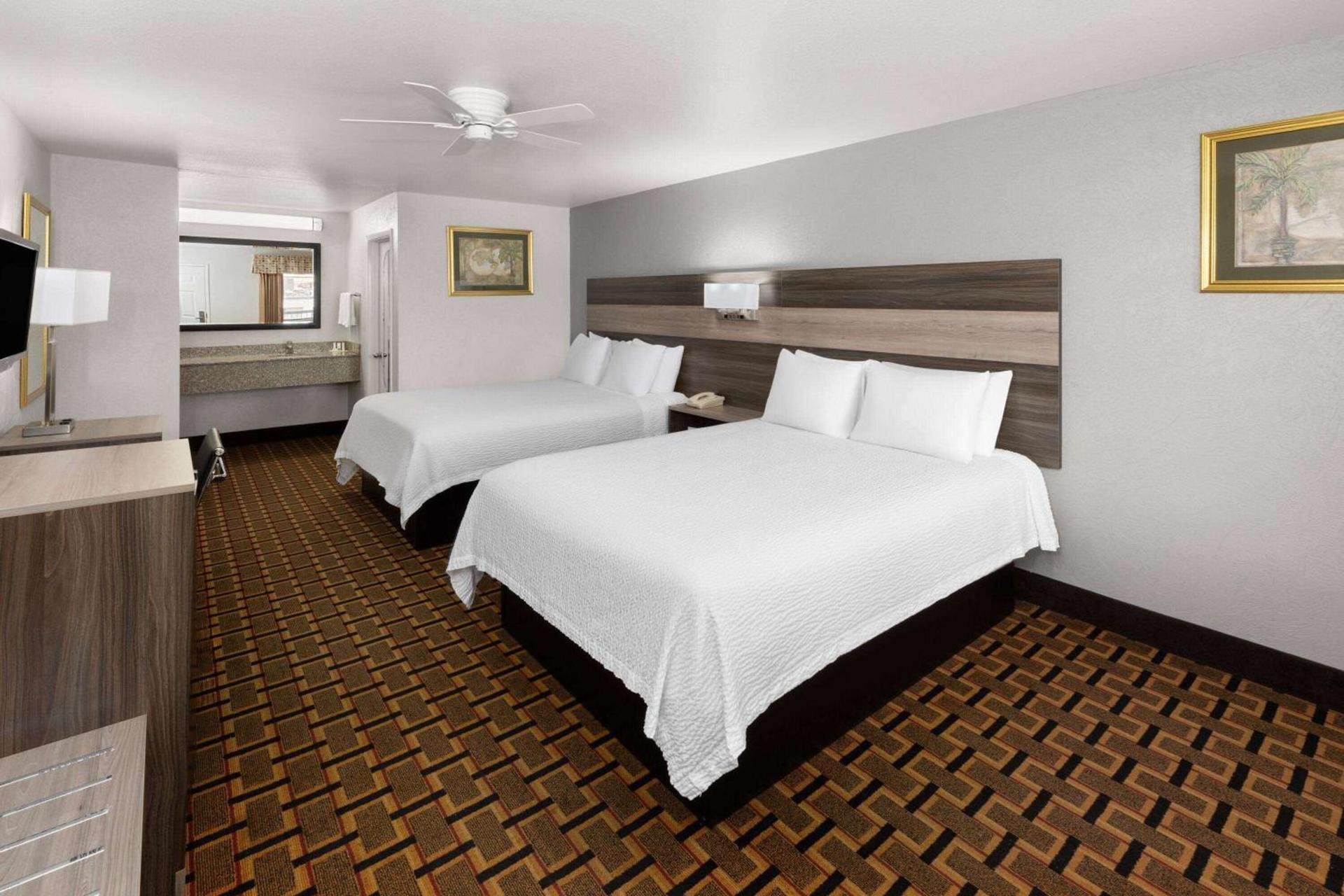 Ramada Limited San Angelo photo 36
