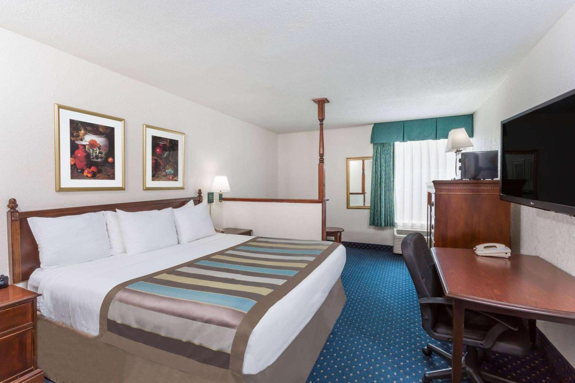 Best Western Greensboro Coliseum Inn photo 16