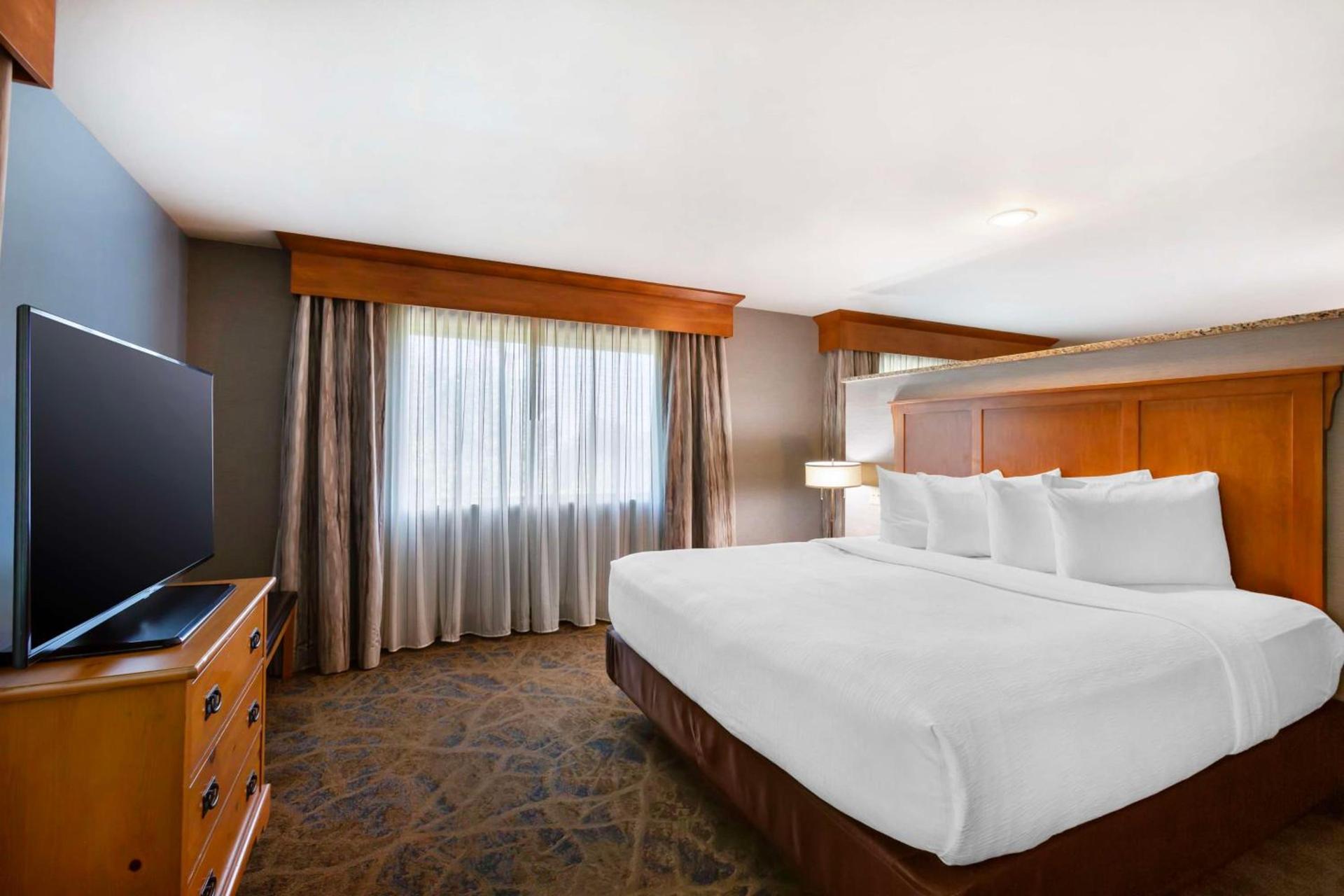 Best Western Plus GranTree Inn photo 14