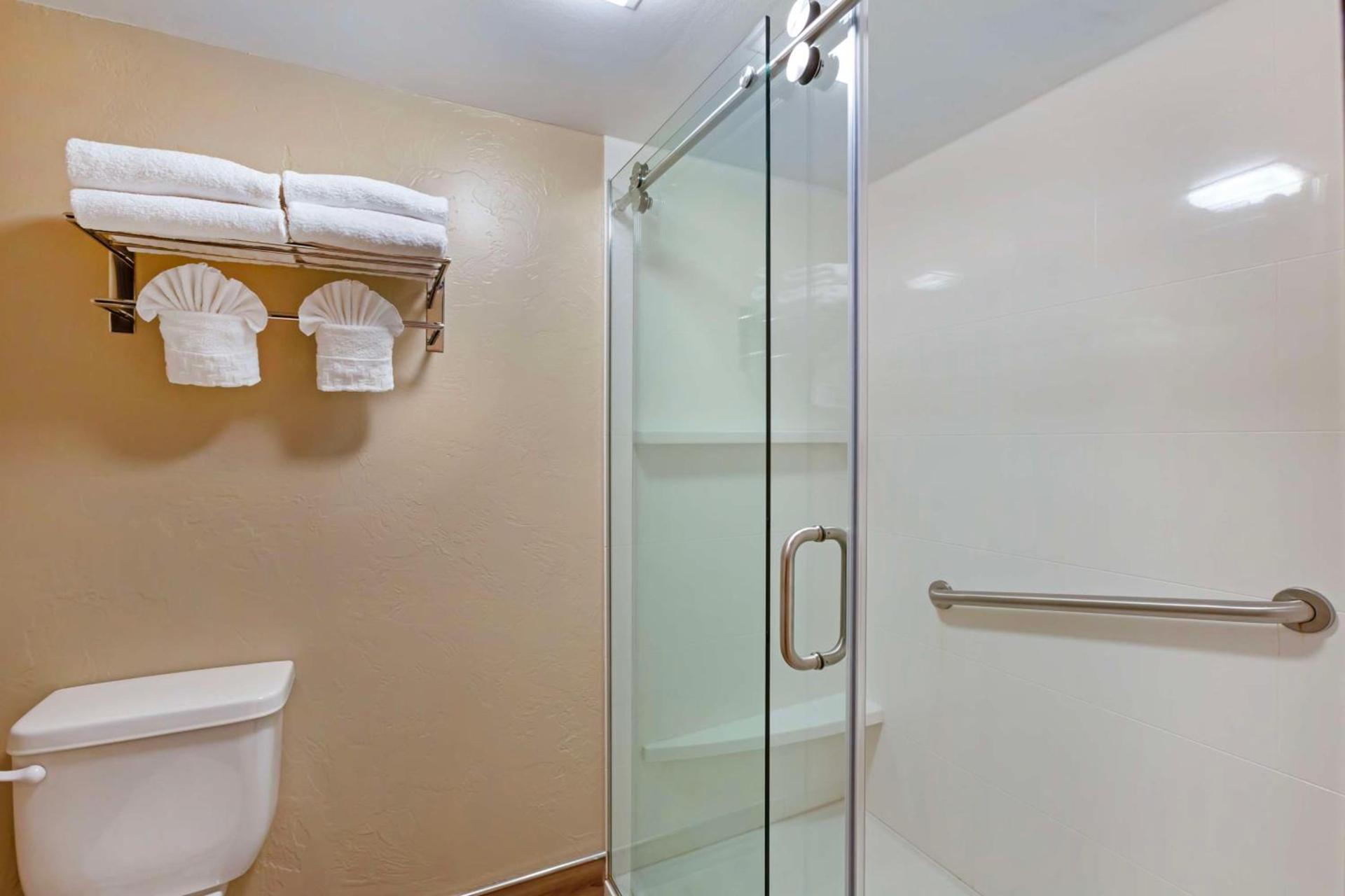 Best Western Plus GranTree Inn photo 35