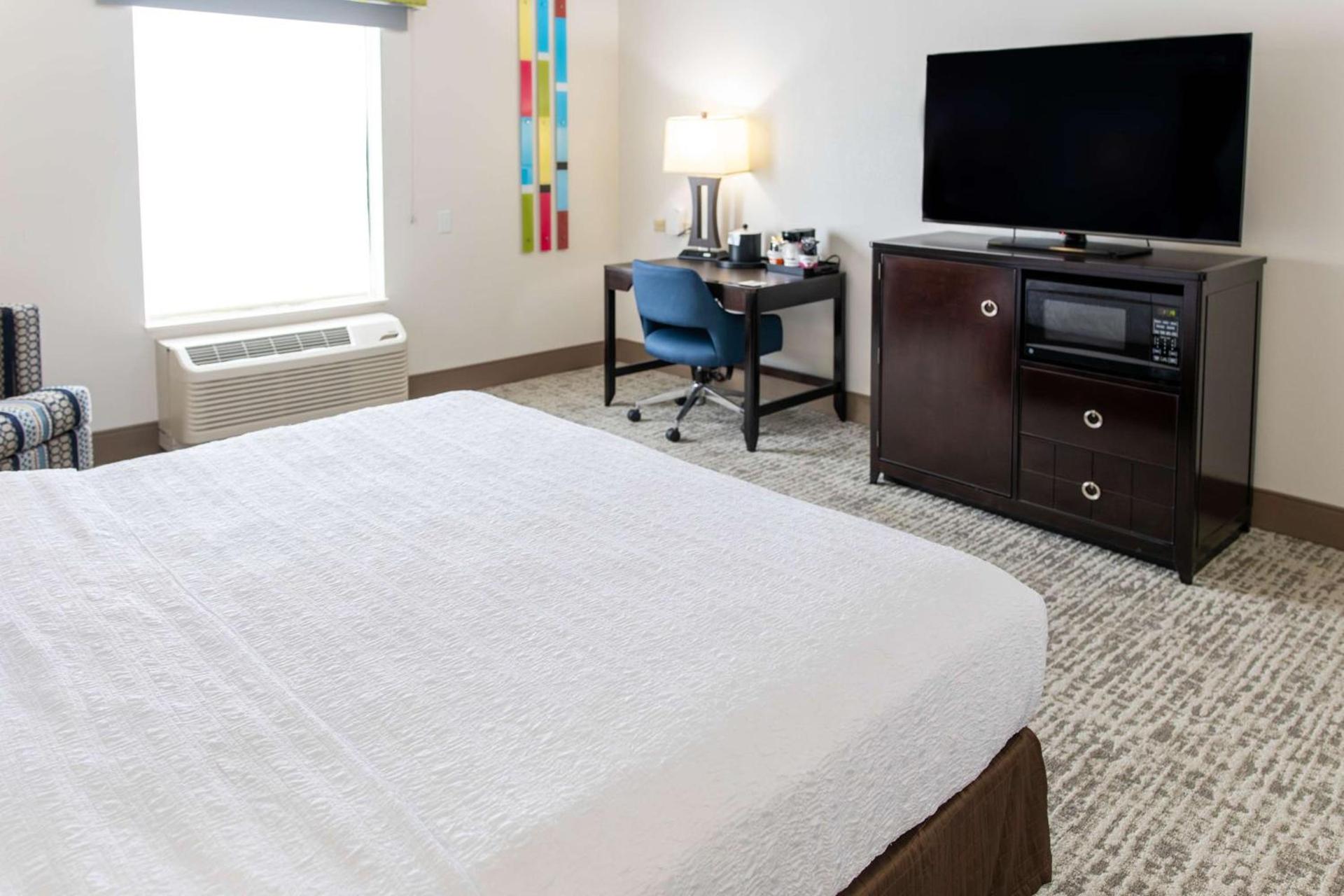 Hampton Inn & Suites Effingham photo 48